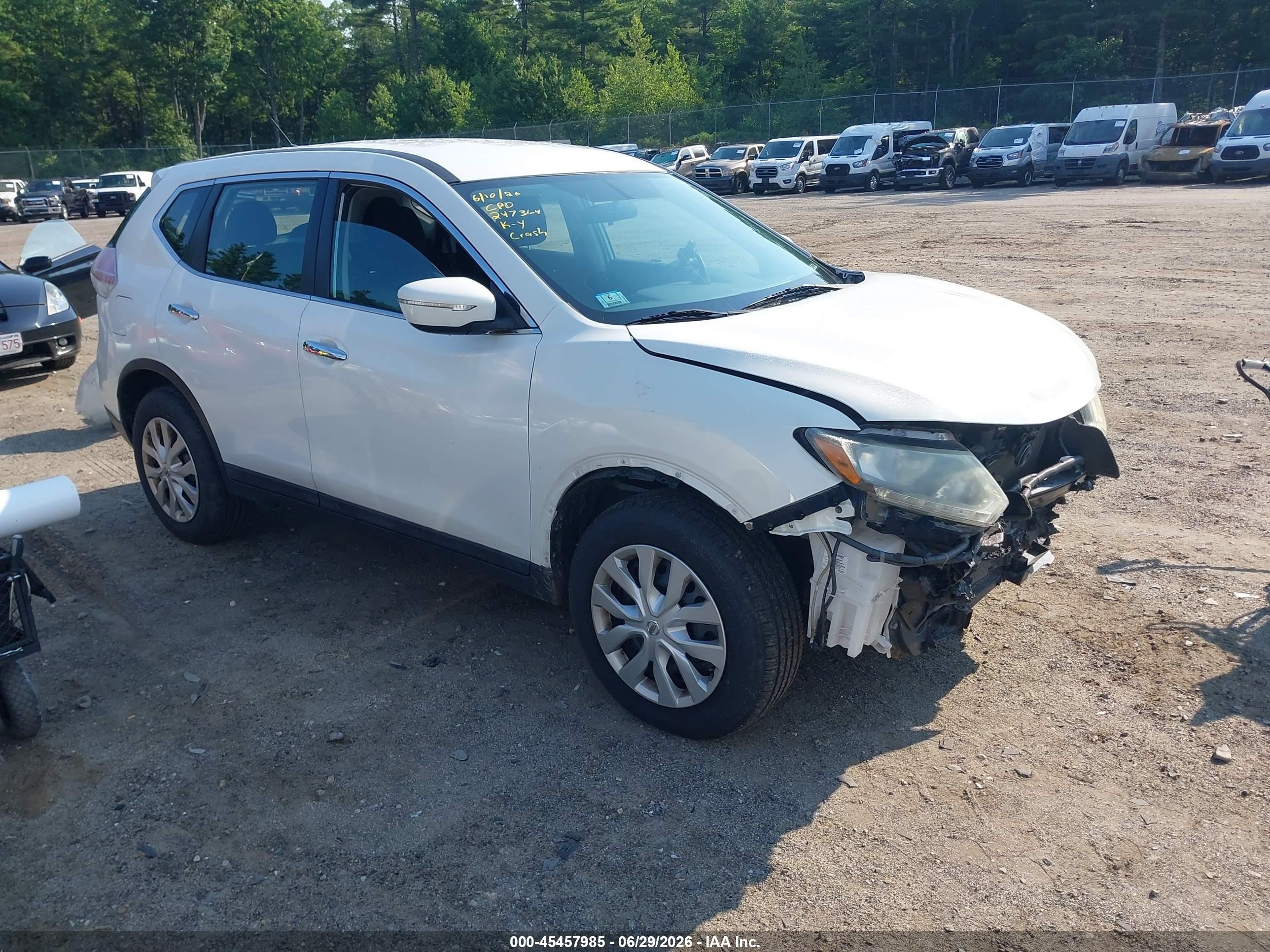 2014 Nissan Rogue S Белый vin: 5N1AT2MV4EC753898