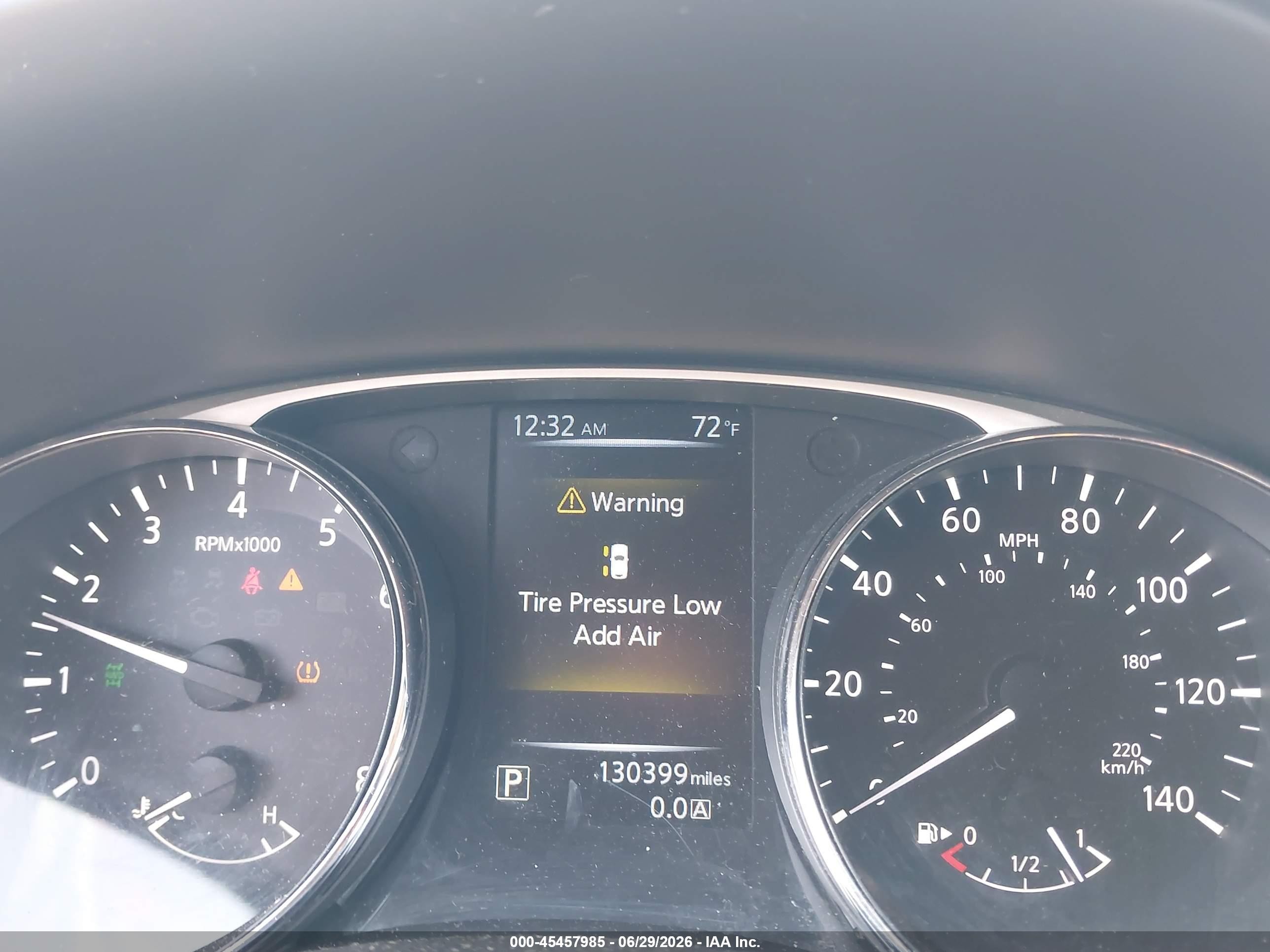 2014 Nissan Rogue S White vin: 5N1AT2MV4EC753898