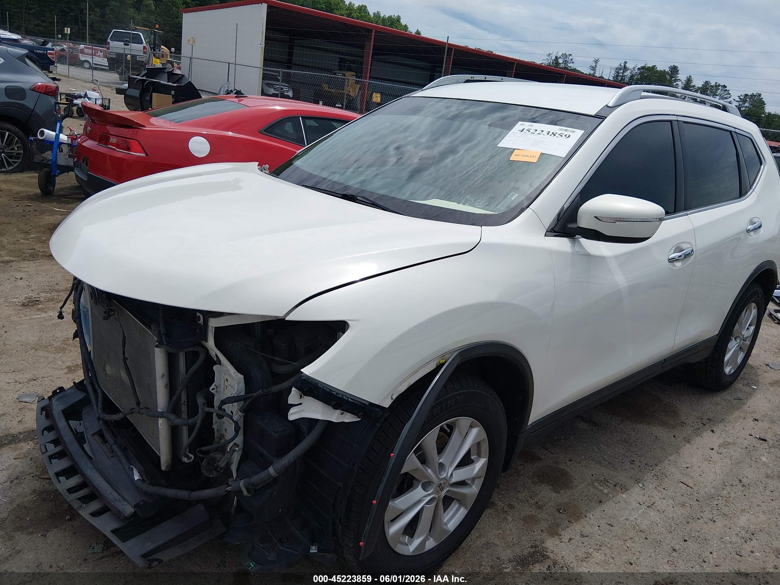 2014 Nissan Rogue Sv White vin: 5N1AT2MV4EC766151