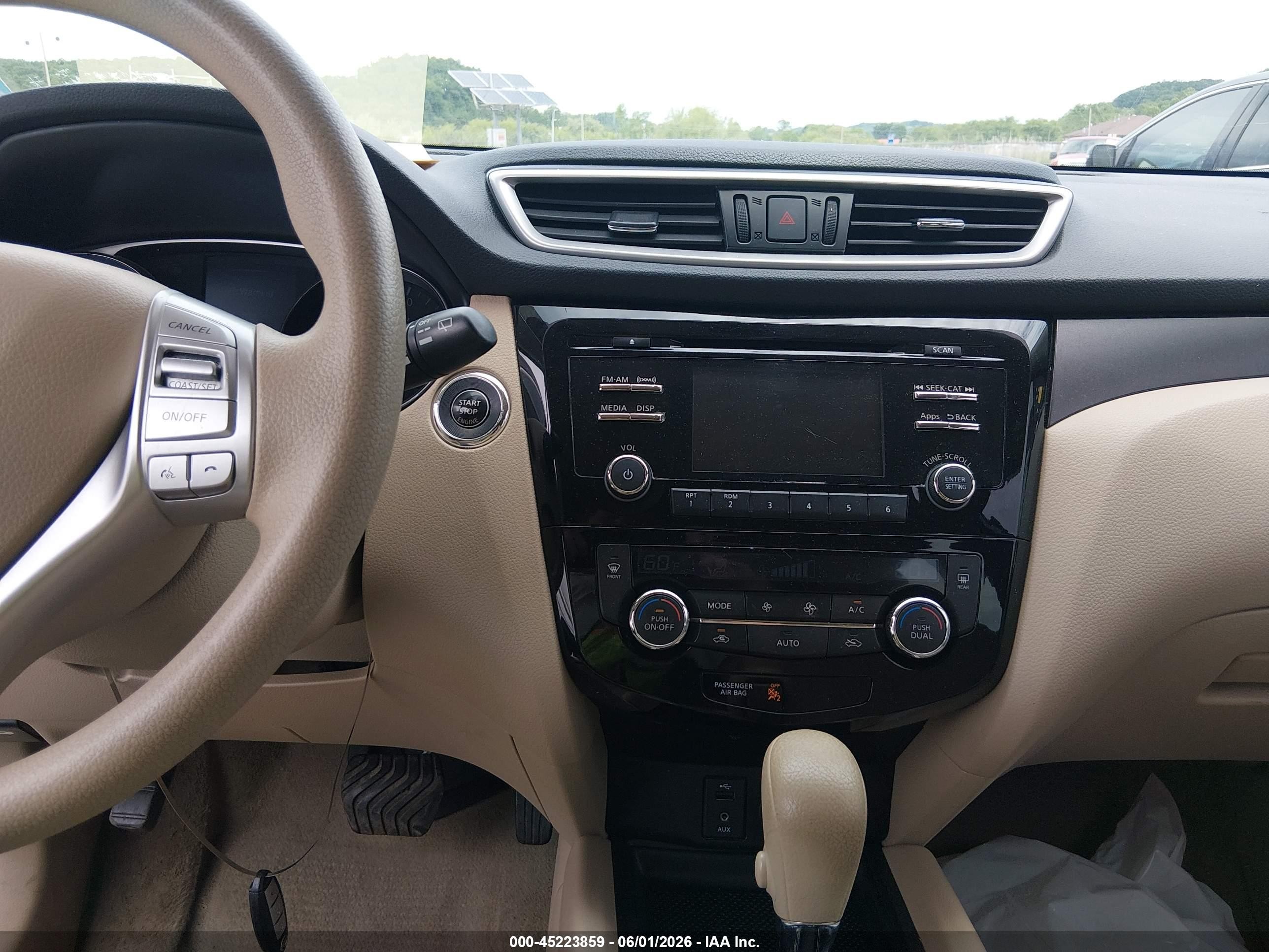 2014 Nissan Rogue Sv White vin: 5N1AT2MV4EC766151