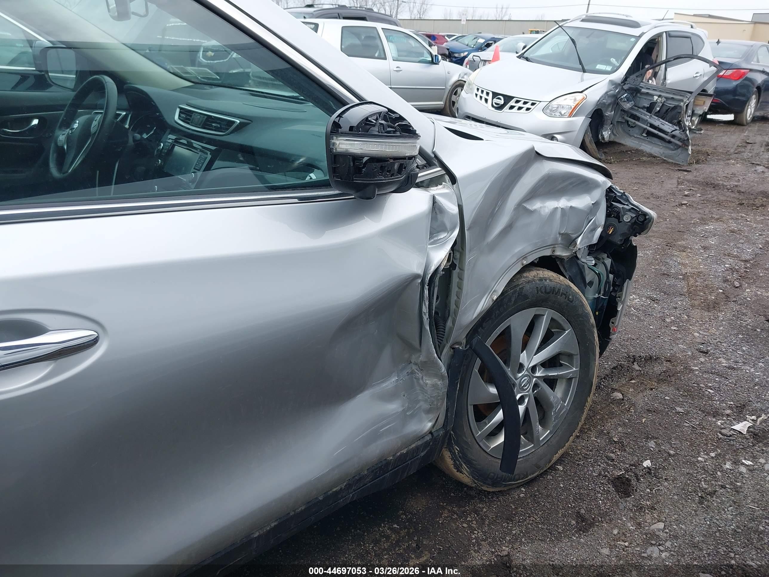 2014 Nissan Rogue S/sl/sv Silver vin: 5N1AT2MV4EC770944