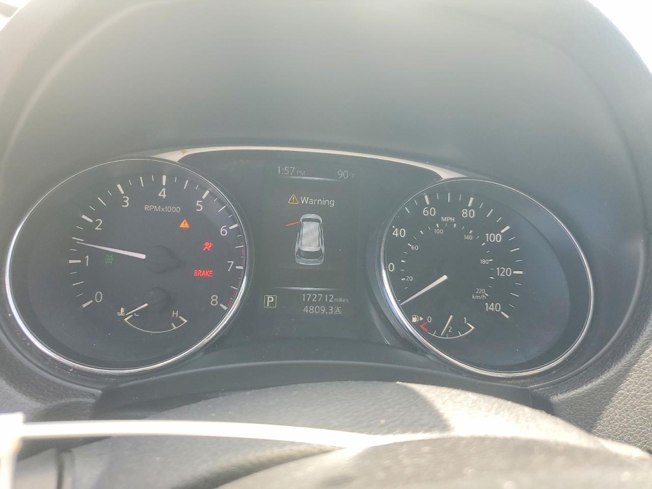 2014 Nissan Rogue S White vin: 5N1AT2MV4EC814750
