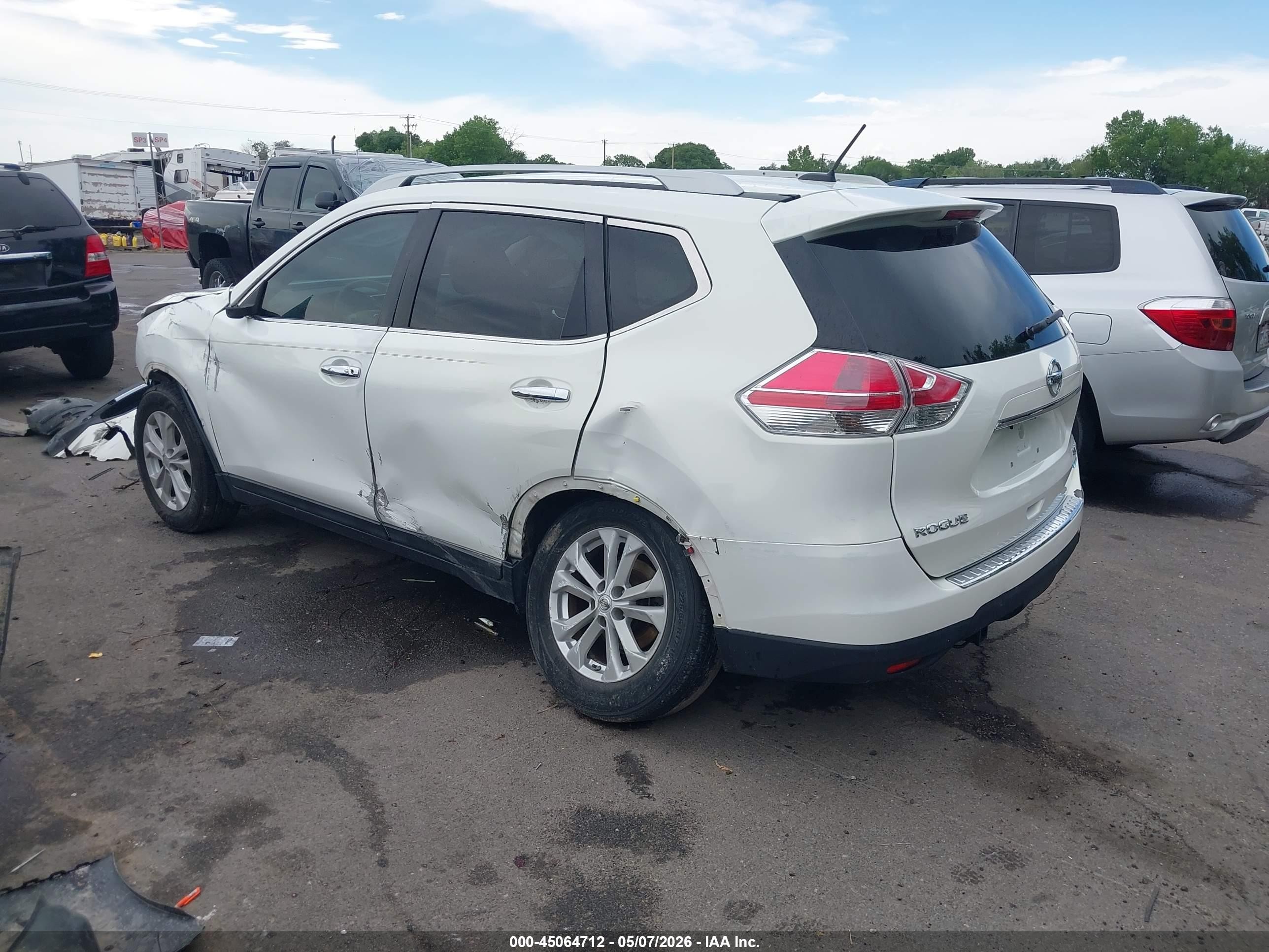 2014 Nissan Rogue Sv White vin: 5N1AT2MV4EC821455