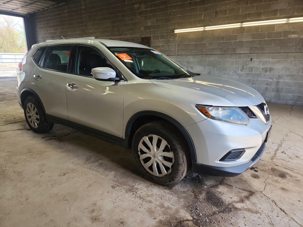 2014 Nissan Rogue S Silver vin: 5N1AT2MV4EC832276