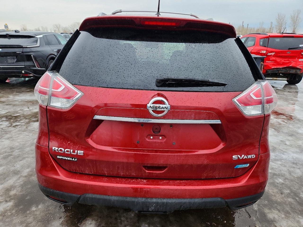 2014 Nissan Rogue Red vin: 5N1AT2MV4EC848476