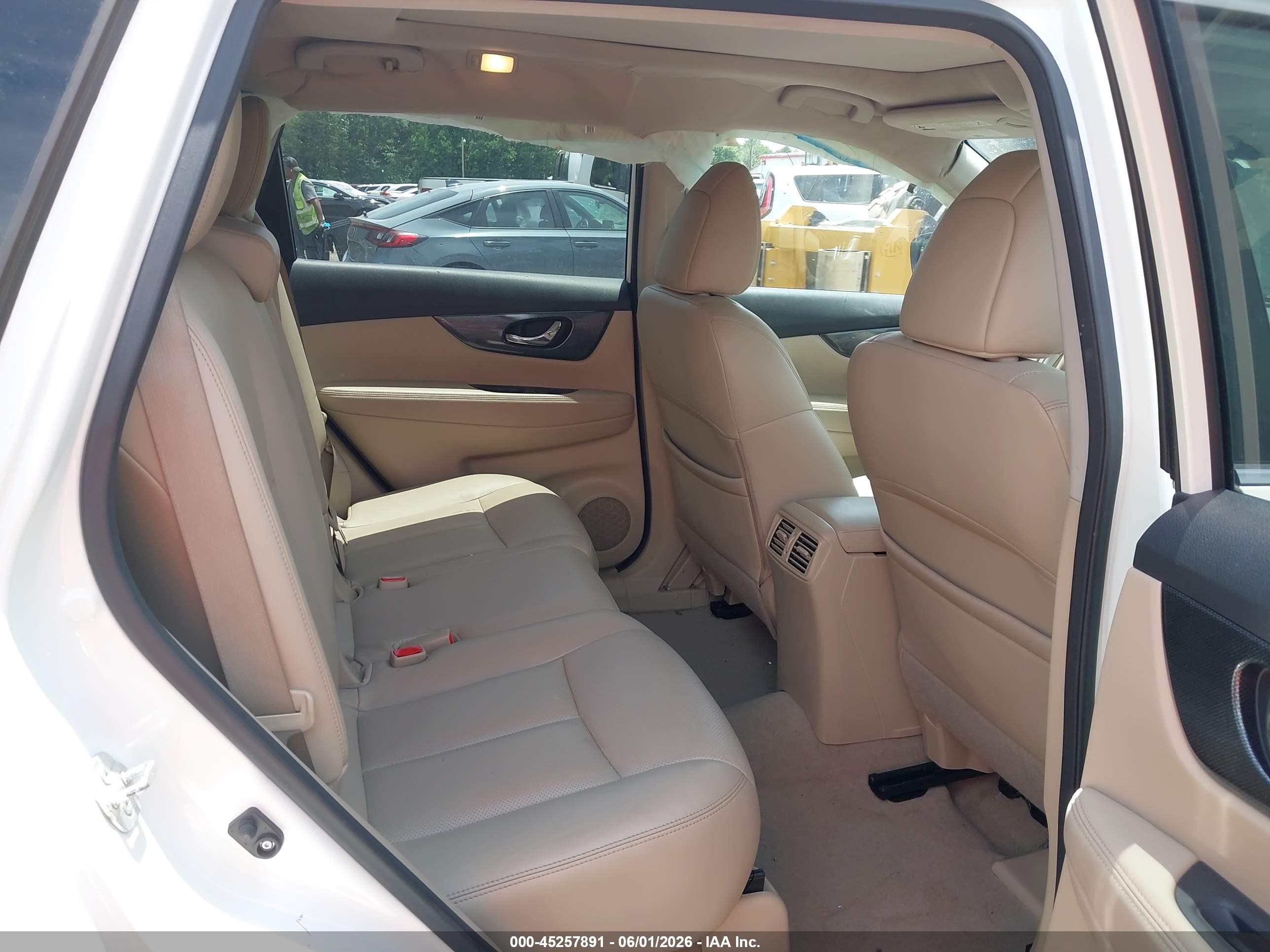 2015 Nissan Rogue Sl White vin: 5N1AT2MV4FC776759