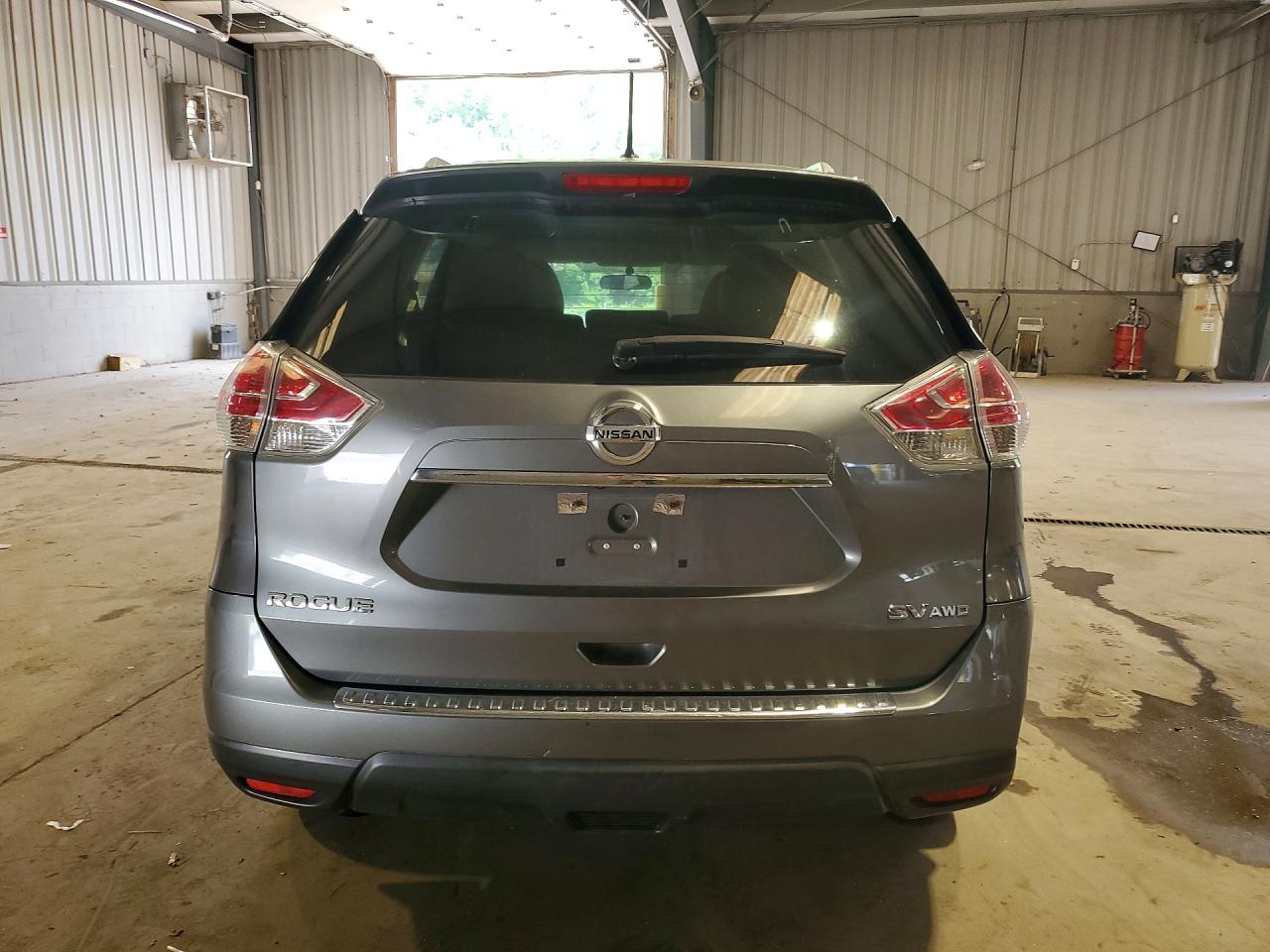 2015 Nissan Rogue Sv Silver vin: 5N1AT2MV4FC787793