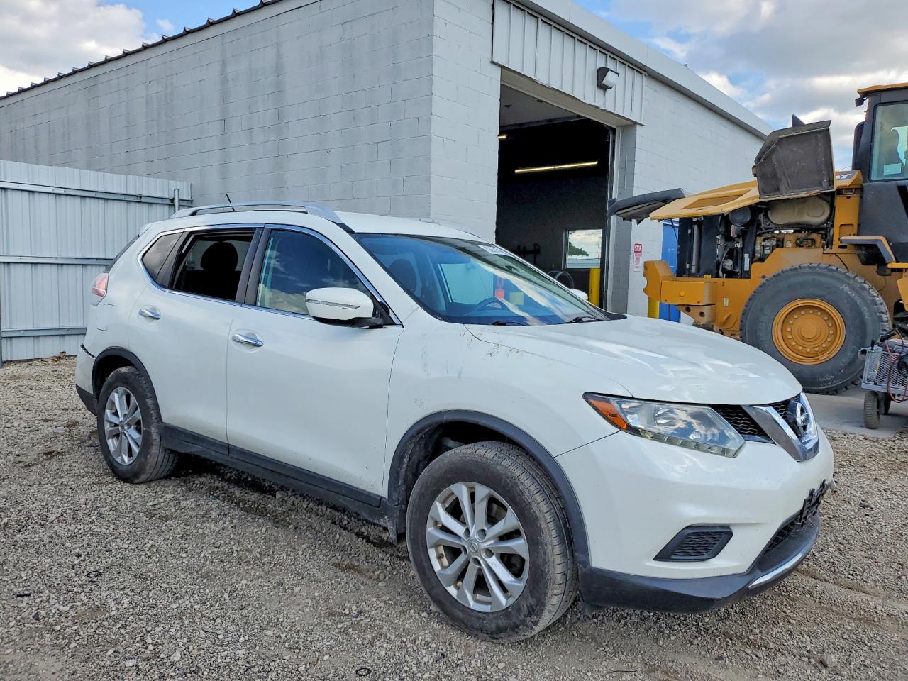 2015 Nissan Rogue Sv White vin: 5N1AT2MV4FC849466
