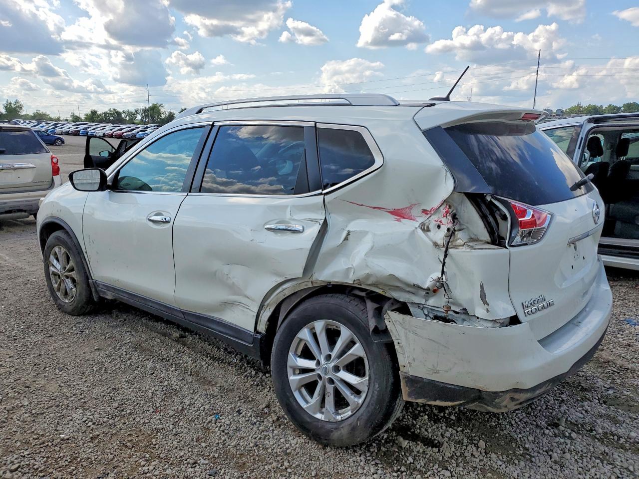 2015 Nissan Rogue Sv White vin: 5N1AT2MV4FC849466