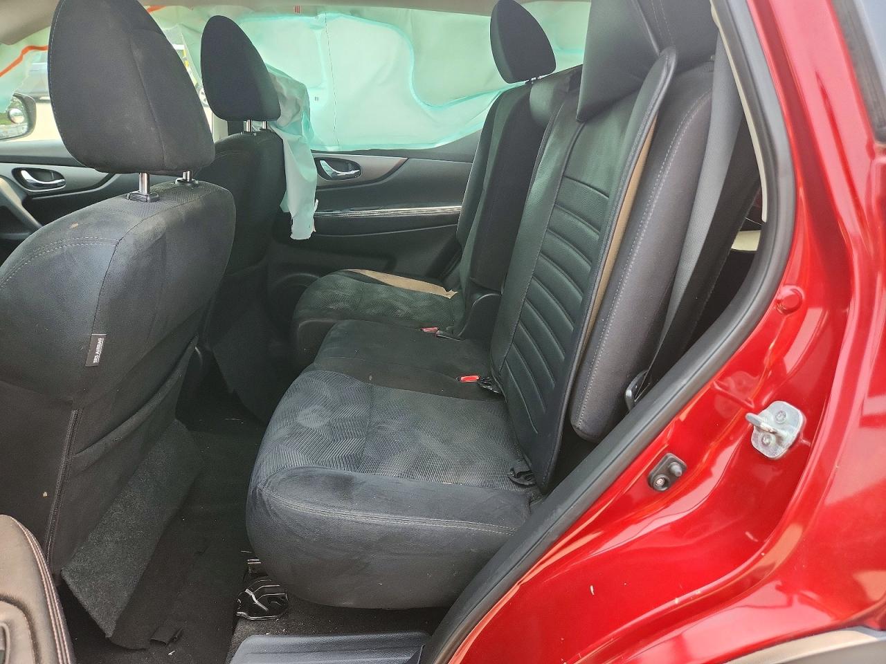 2015 Nissan Rogue S Burgundy vin: 5N1AT2MV4FC855283