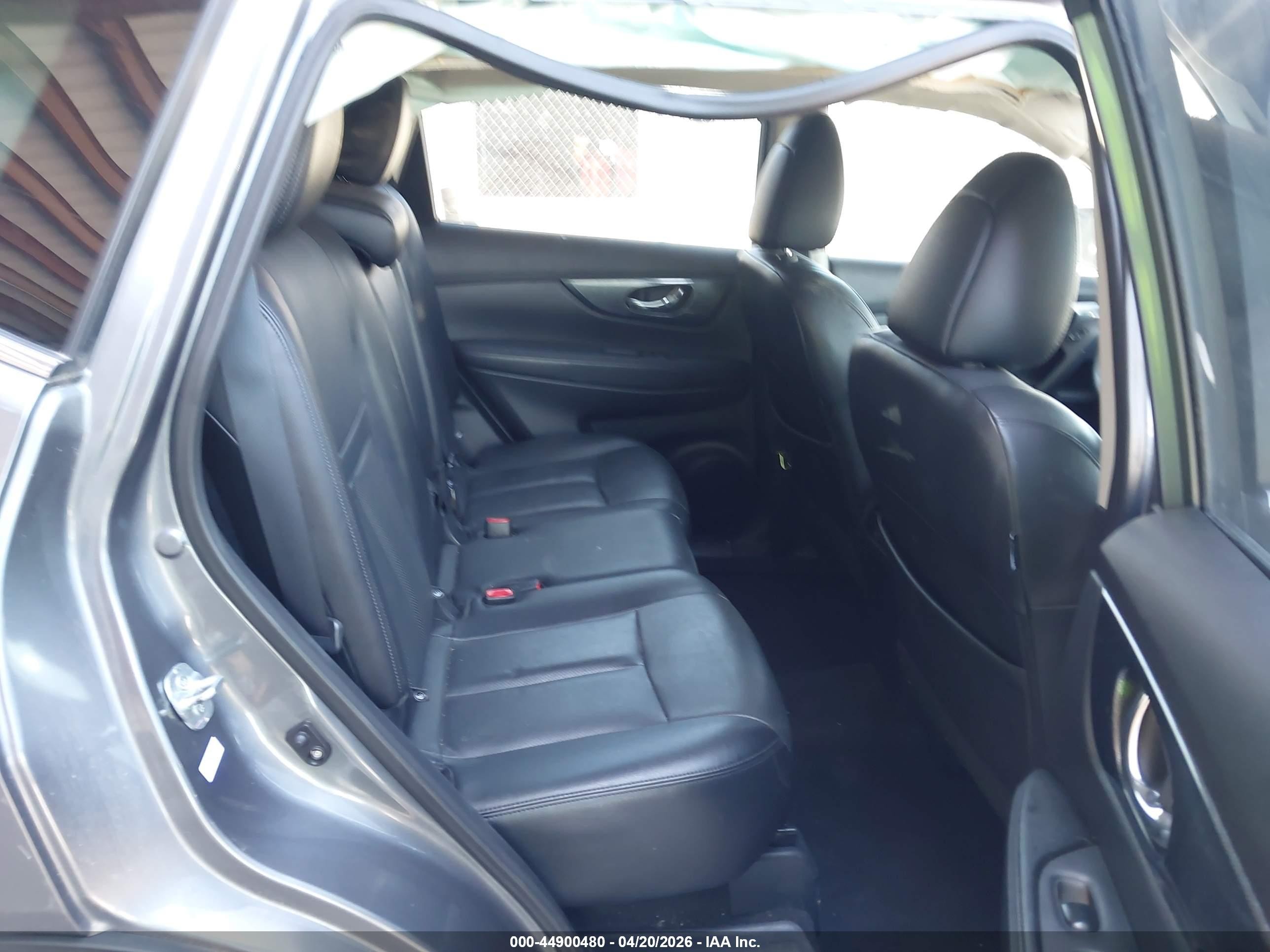 2015 Nissan Rogue Sl Серый vin: 5N1AT2MV4FC878868