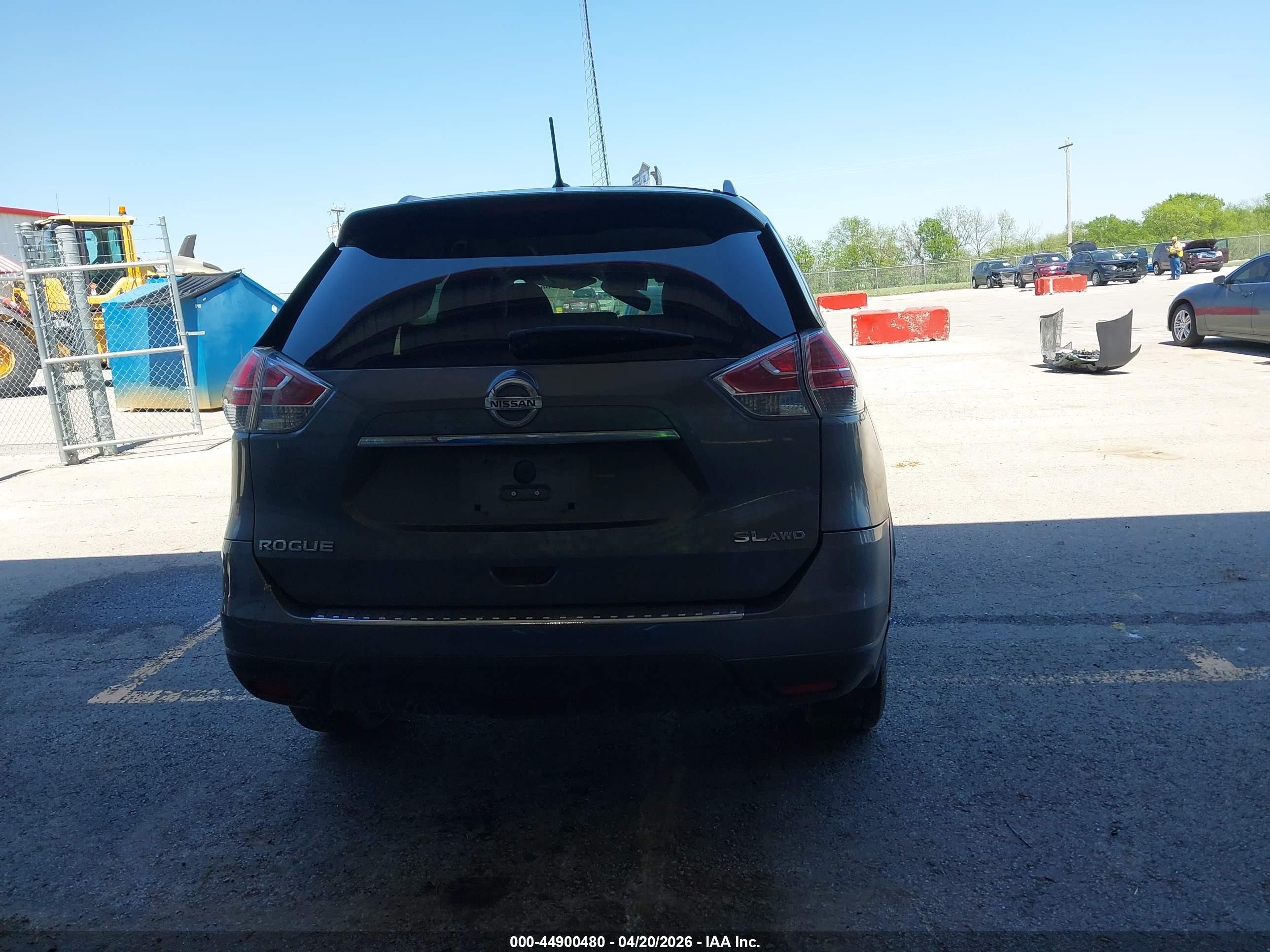 2015 Nissan Rogue Sl Серый vin: 5N1AT2MV4FC878868