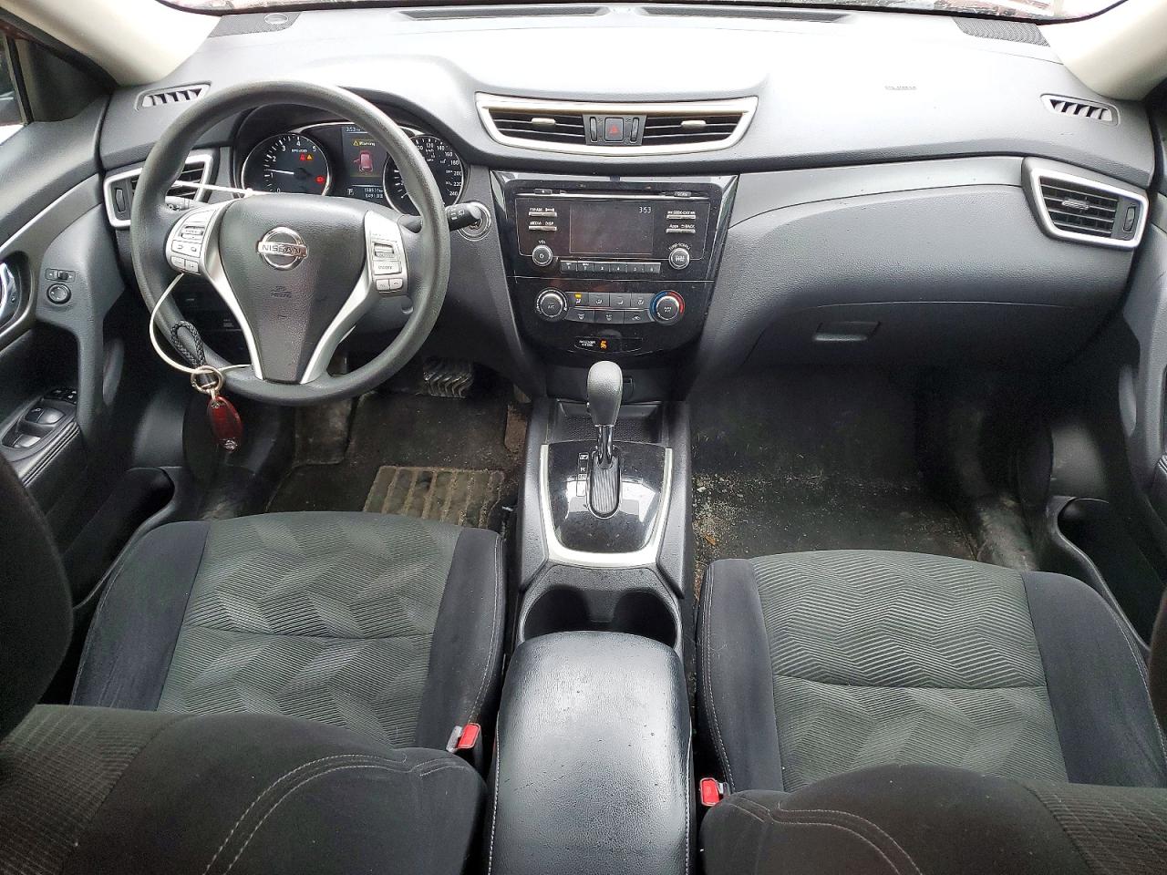 2015 Nissan Rogue S Red vin: 5N1AT2MV4FC889580