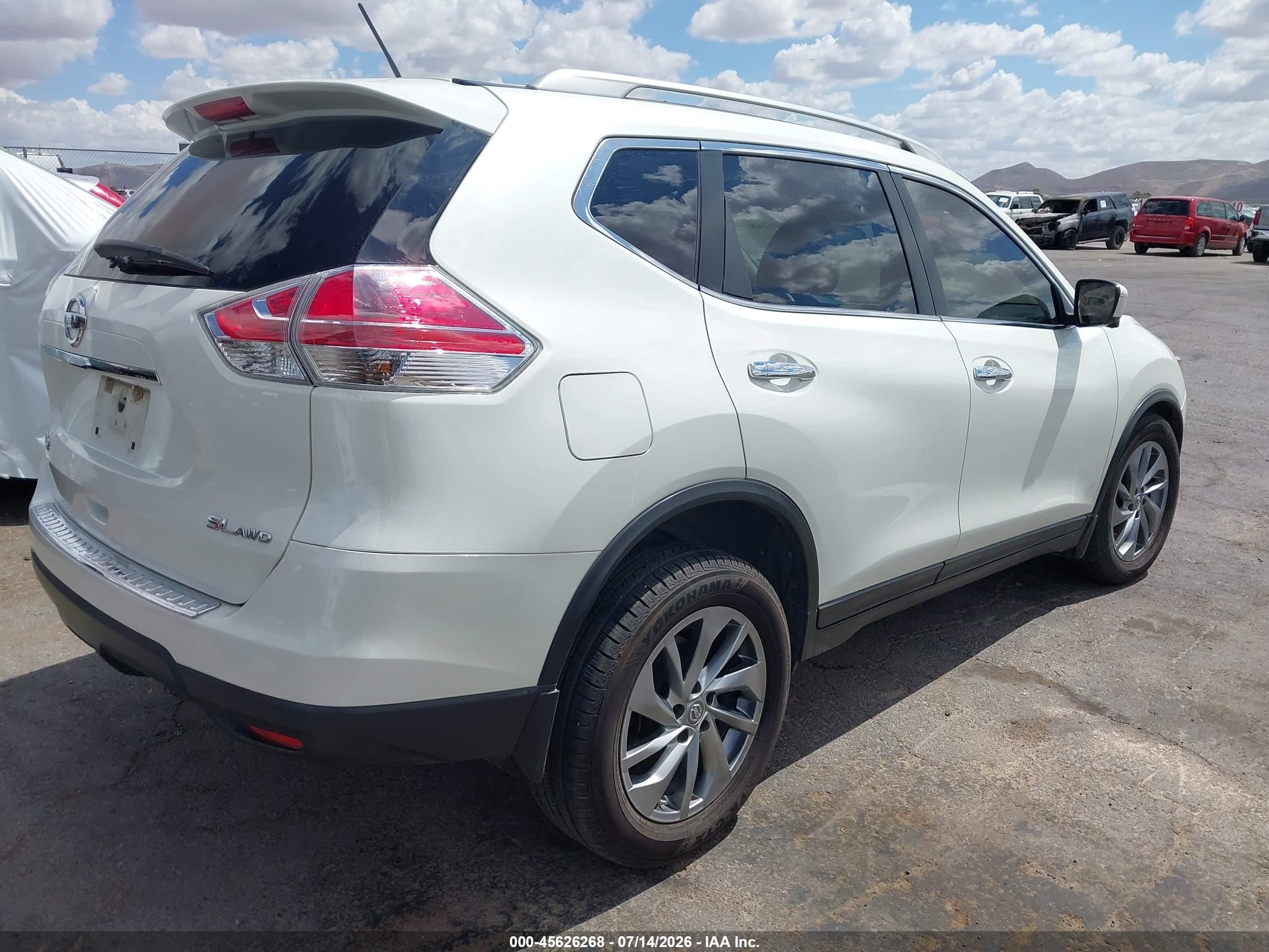 2015 Nissan Rogue Sl White vin: 5N1AT2MV4FC895556
