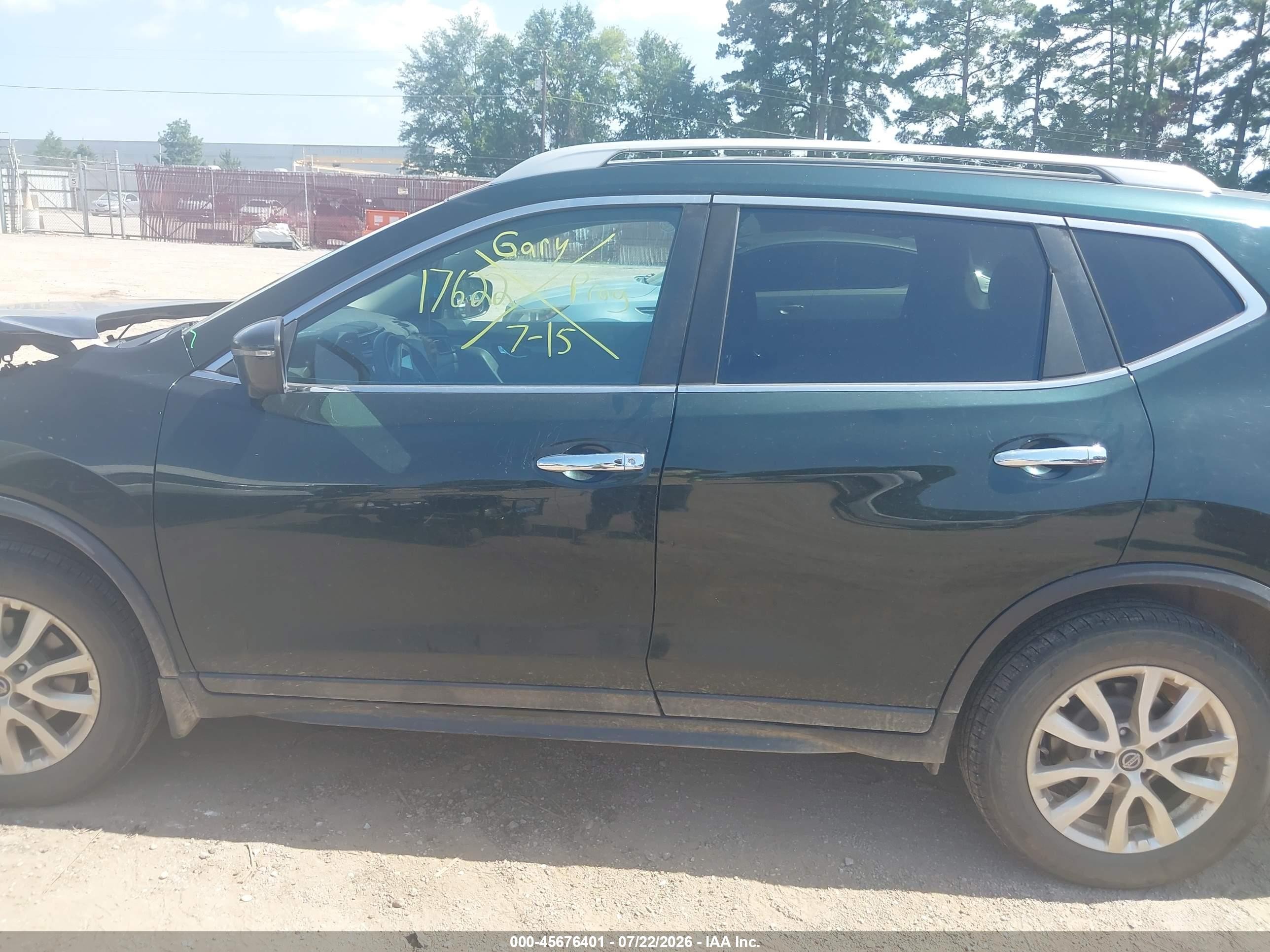 2018 Nissan Rogue Sv Green vin: 5N1AT2MV4JC767911