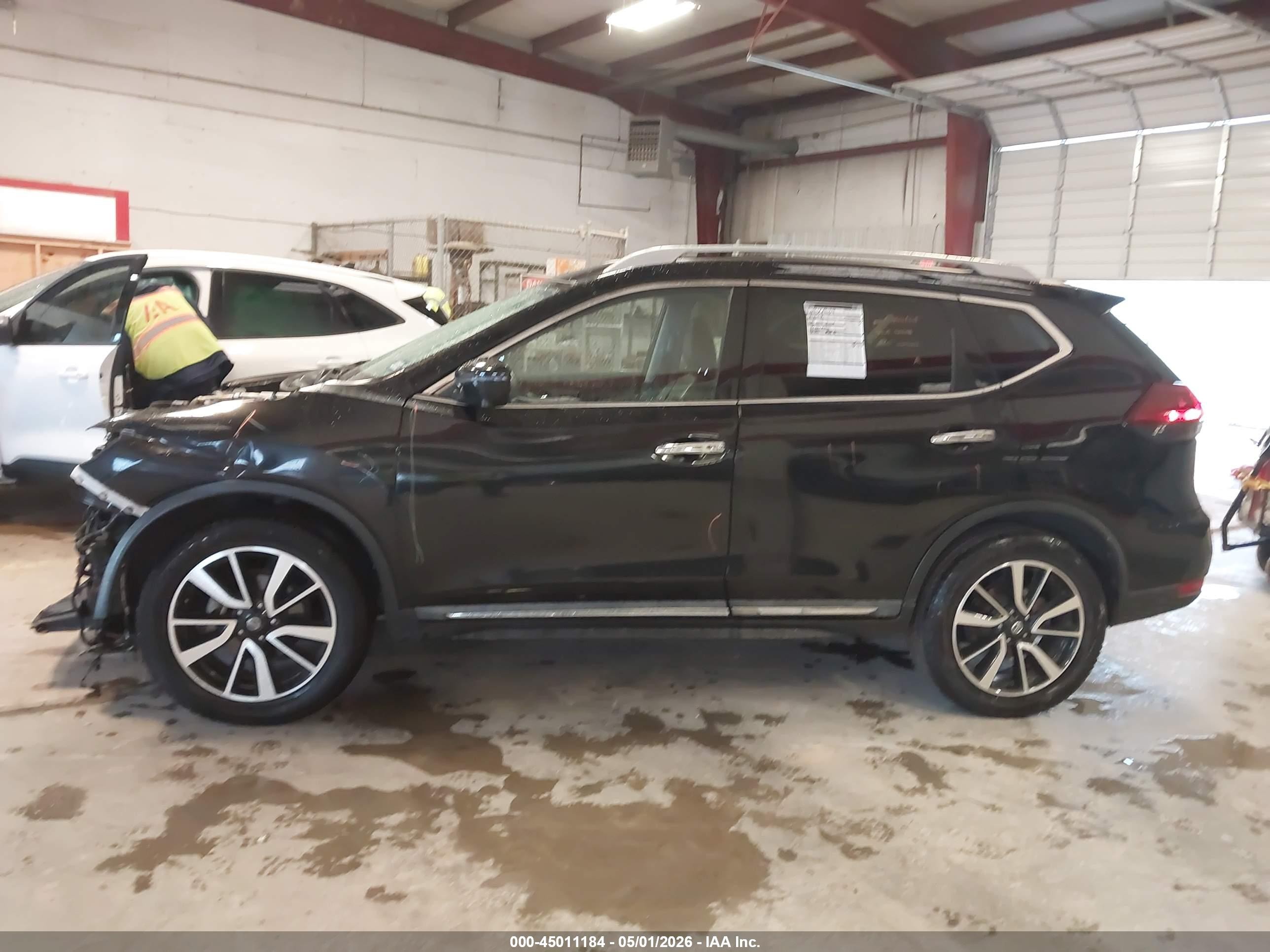 2019 Nissan Rogue Sl Черный vin: 5N1AT2MV4KC825050