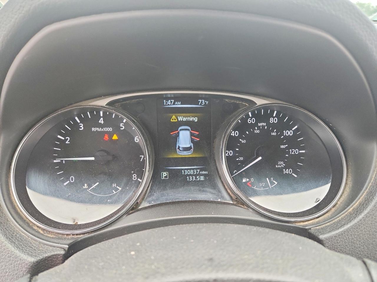 2014 Nissan Rogue S White vin: 5N1AT2MV5EC855033