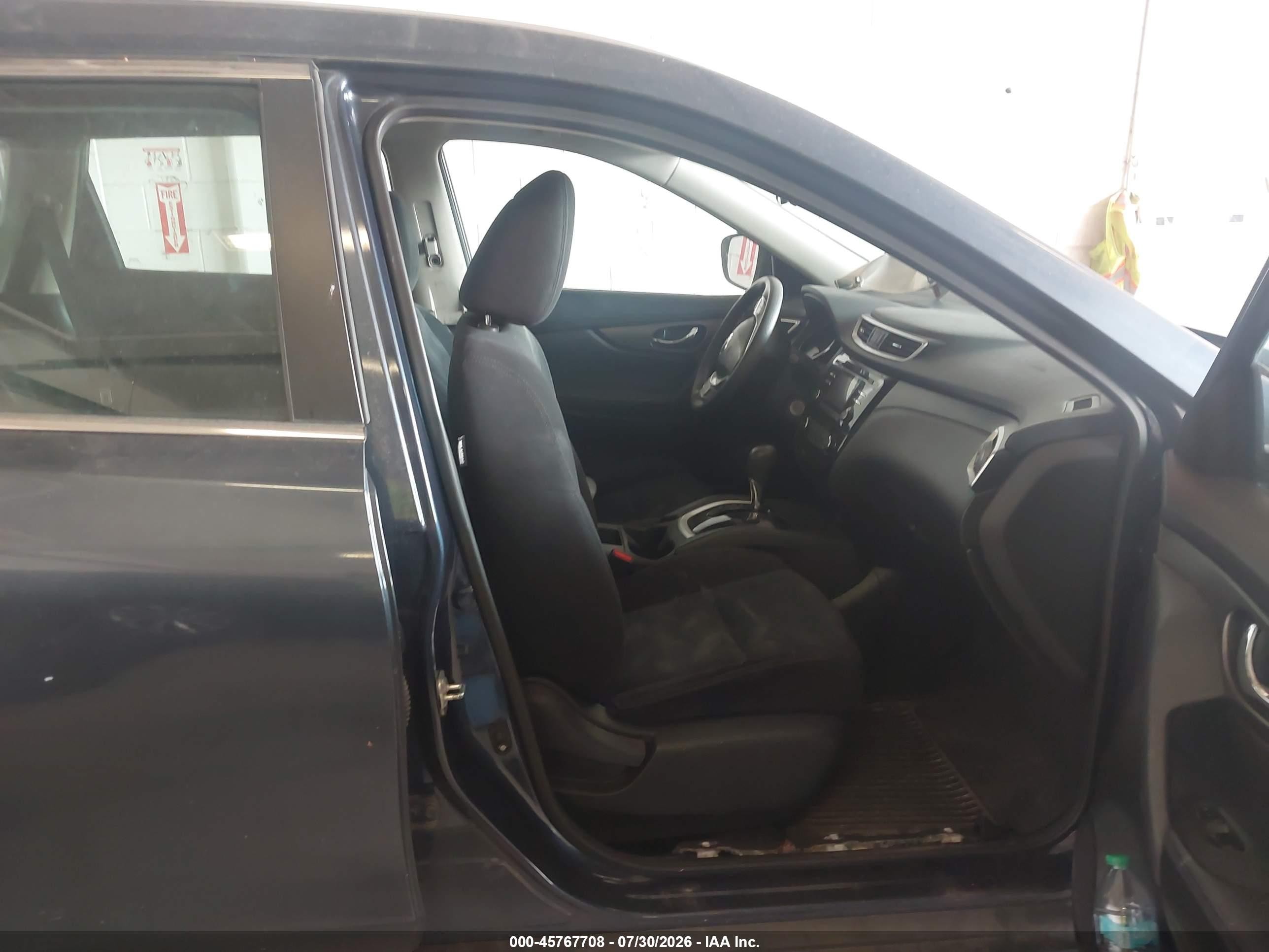 2014 Nissan Rogue S Gray vin: 5N1AT2MV5EC865061