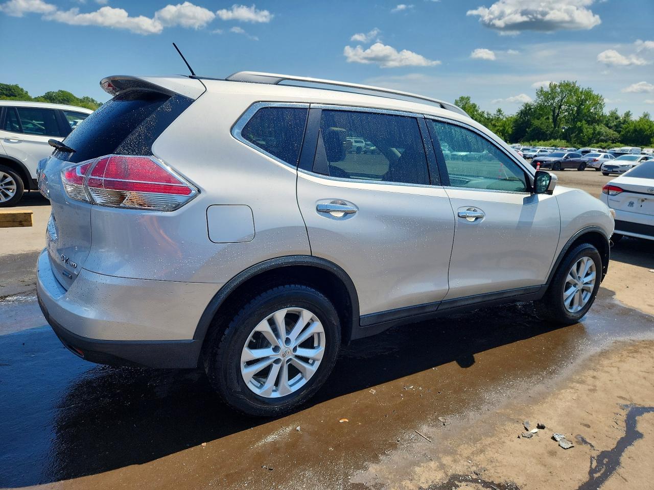 2014 Nissan Rogue Sv Silver vin: 5N1AT2MV5EC871006