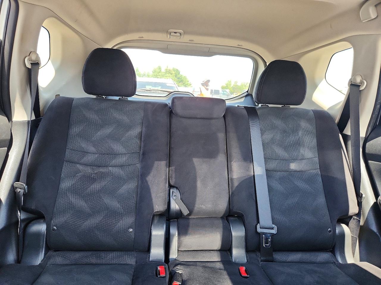 2014 Nissan Rogue Sv Silver vin: 5N1AT2MV5EC871006