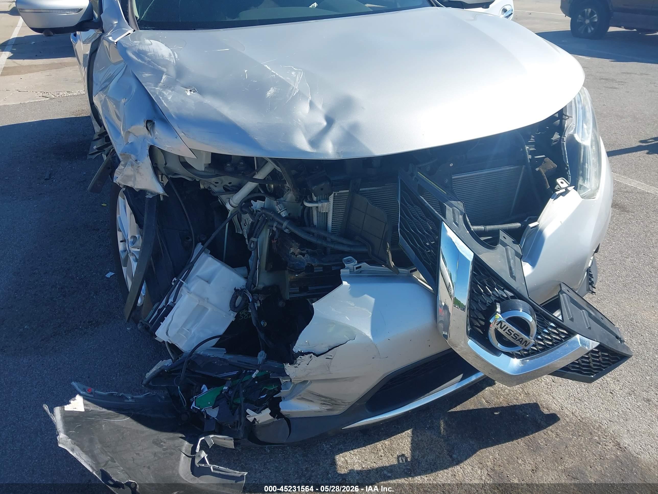 2015 Nissan Rogue Sv Silver vin: 5N1AT2MV5FC752213