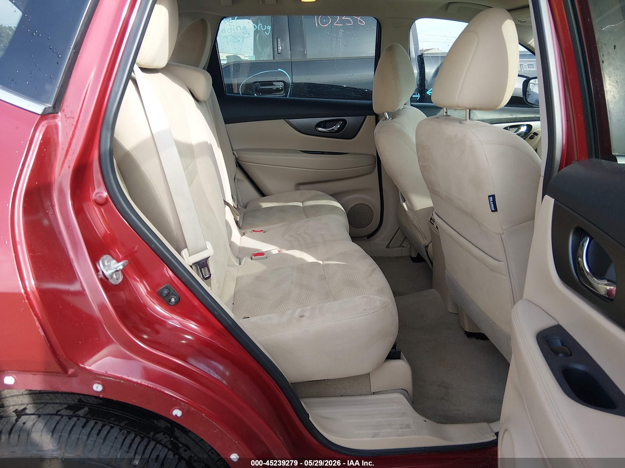 2015 Nissan Rogue Sv Red vin: 5N1AT2MV5FC762885