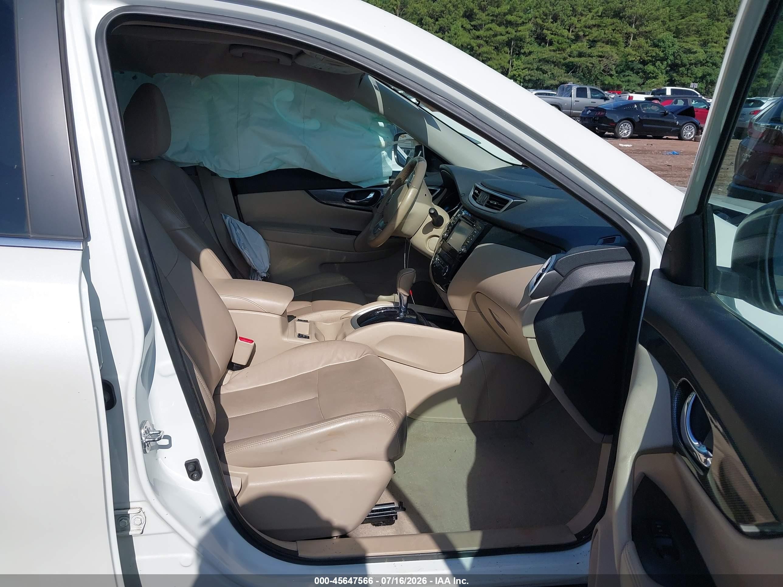 2015 Nissan Rogue Sl White vin: 5N1AT2MV5FC809381