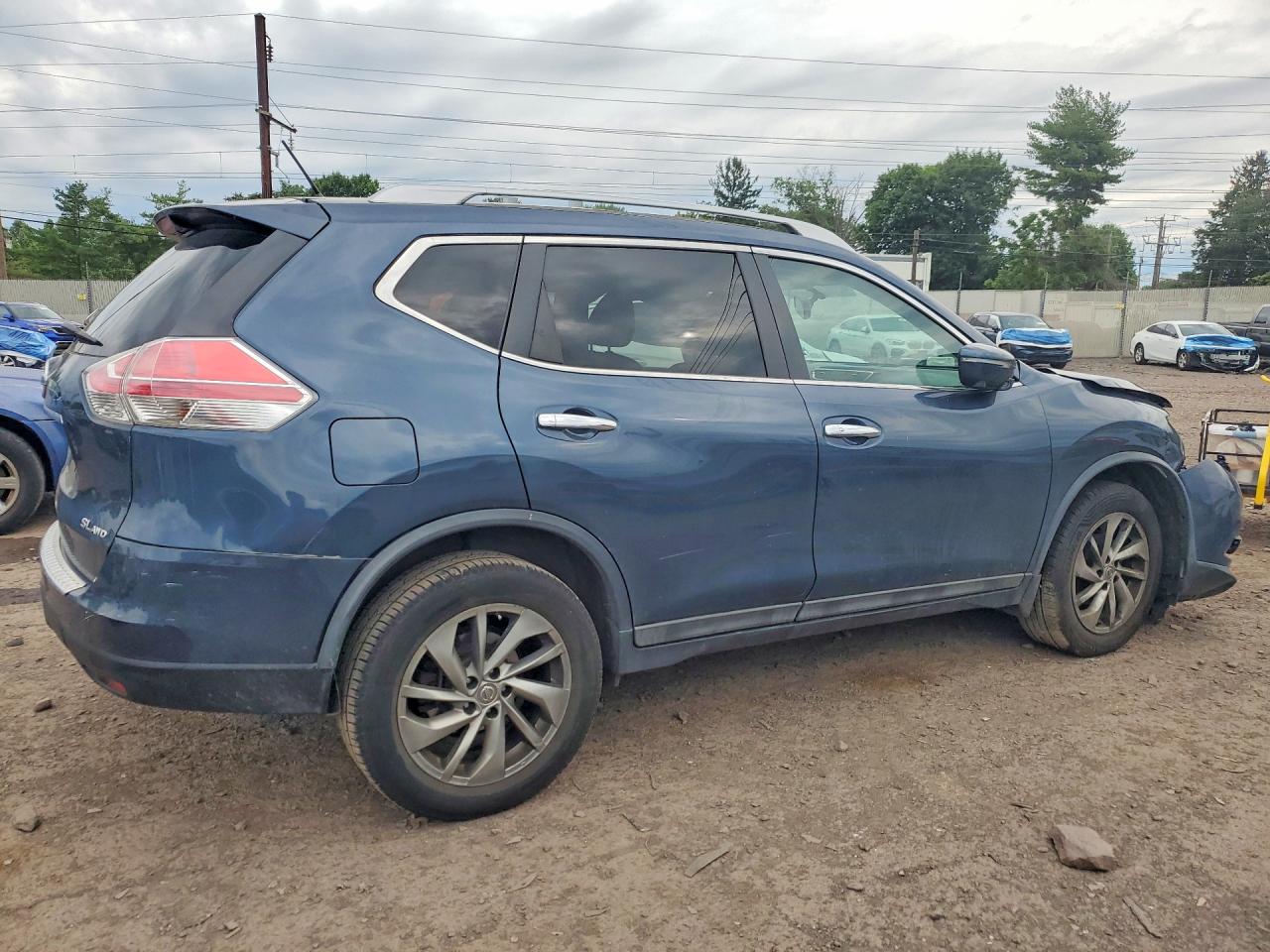 2015 Nissan Rogue Sl Blue vin: 5N1AT2MV5FC819473