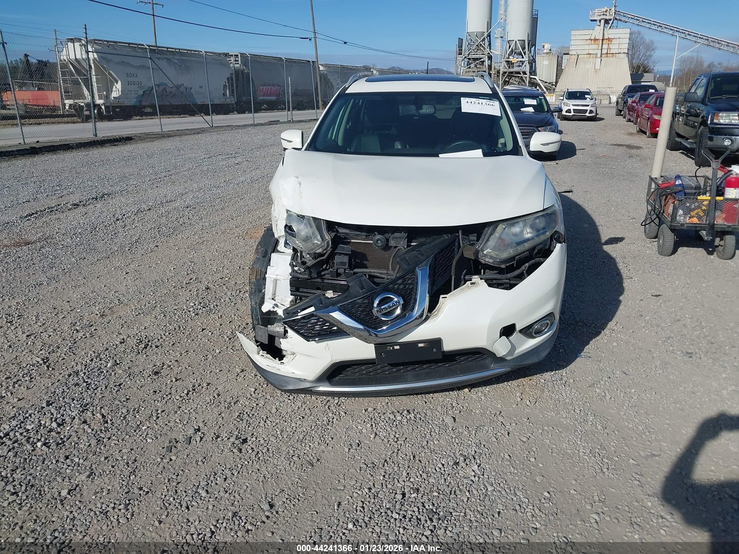 2015 Nissan Rogue Sl White vin: 5N1AT2MV5FC830263