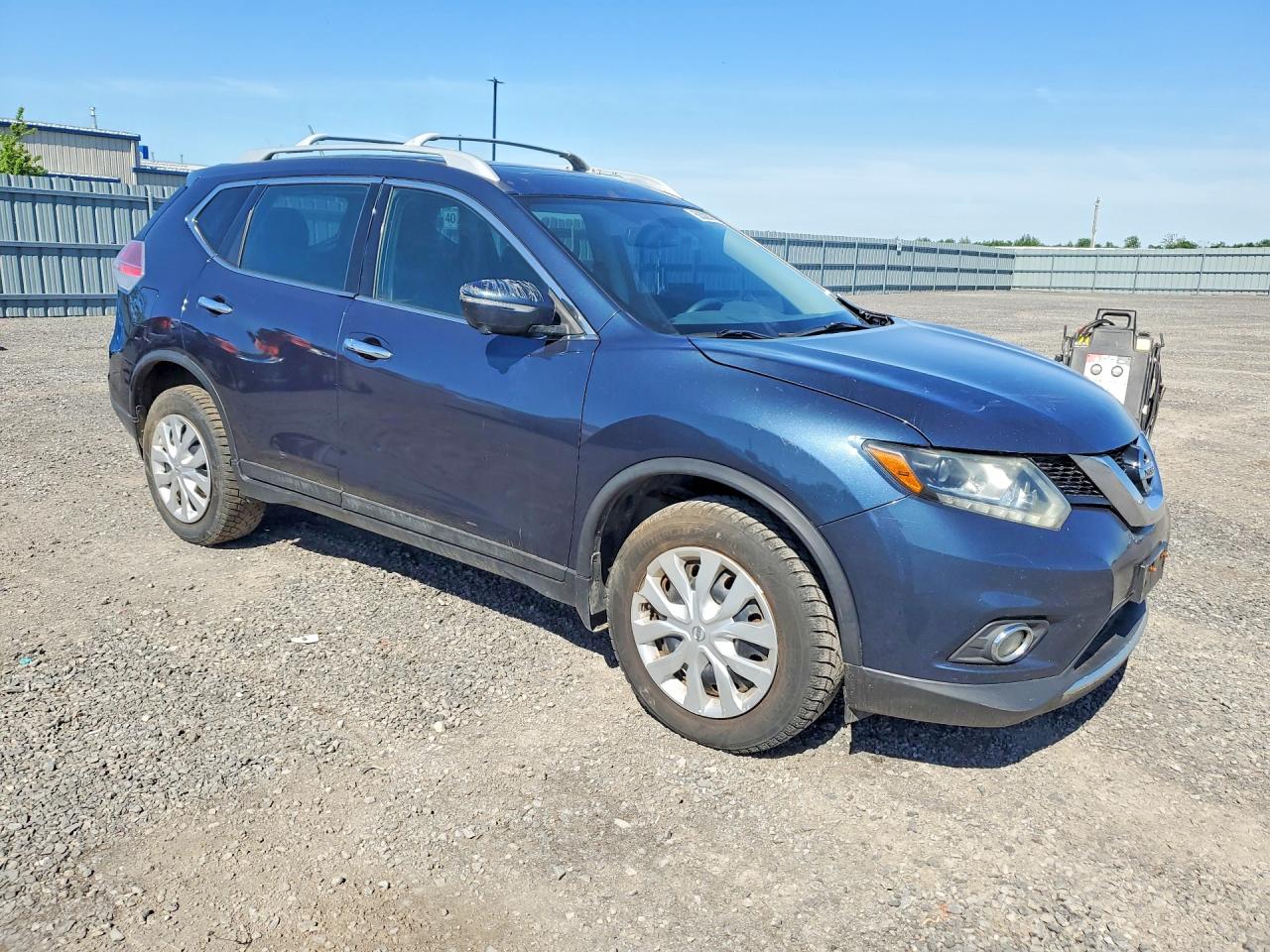 2015 Nissan Rogue S Blue vin: 5N1AT2MV5FC834958
