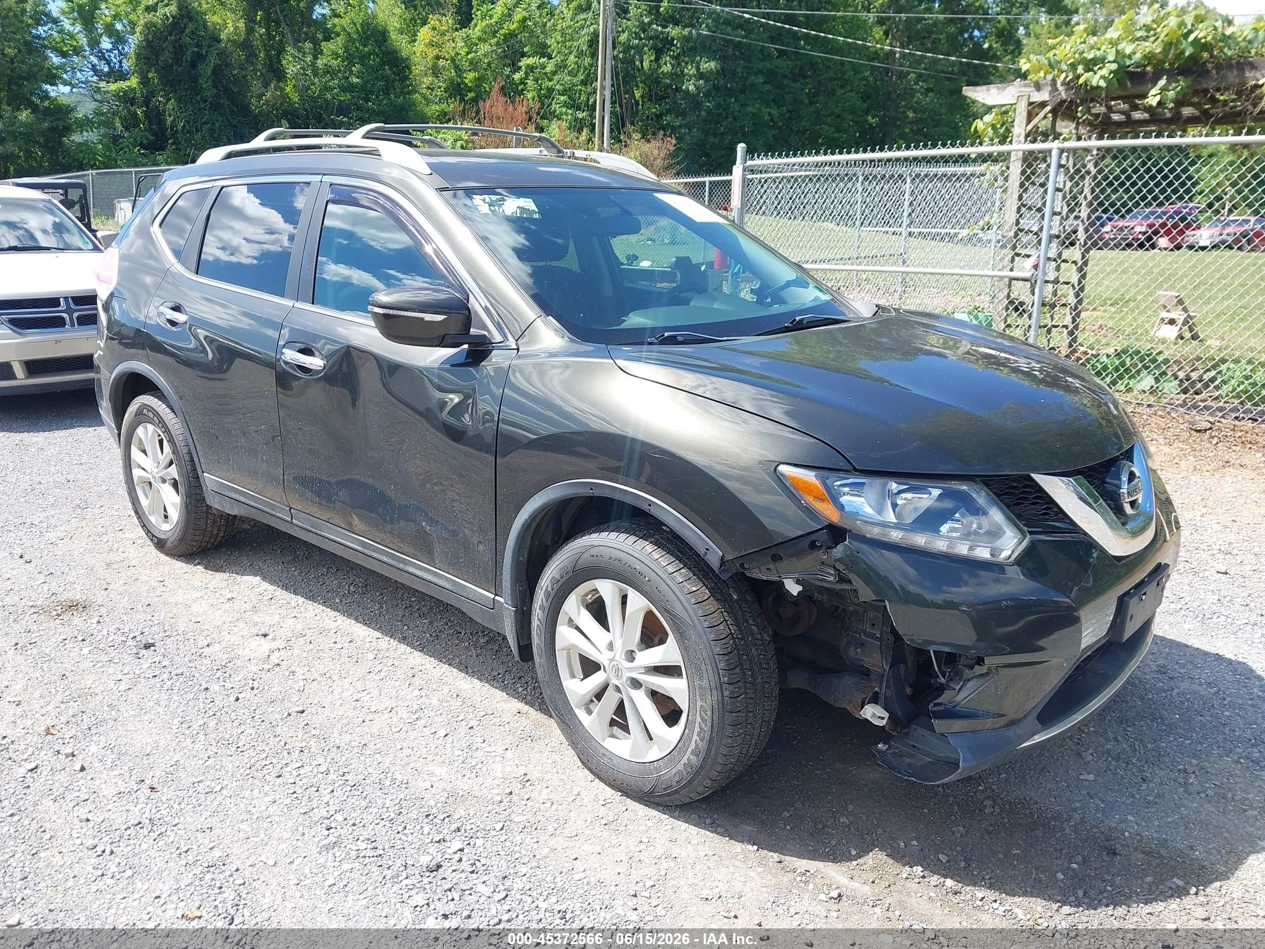 2015 Nissan Rogue Sv Зеленый vin: 5N1AT2MV5FC841781