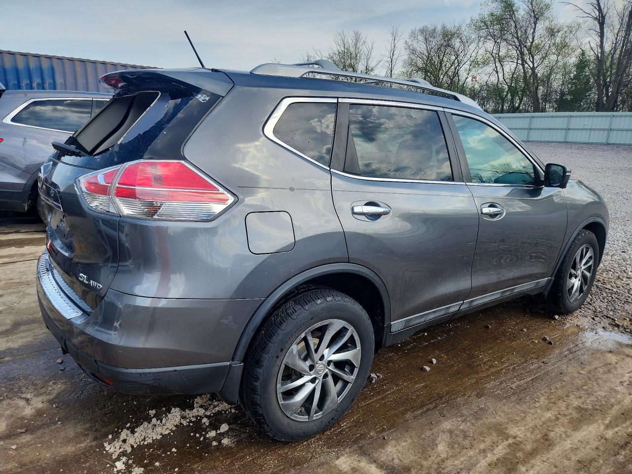 2015 Nissan Rogue S Gray vin: 5N1AT2MV5FC848990