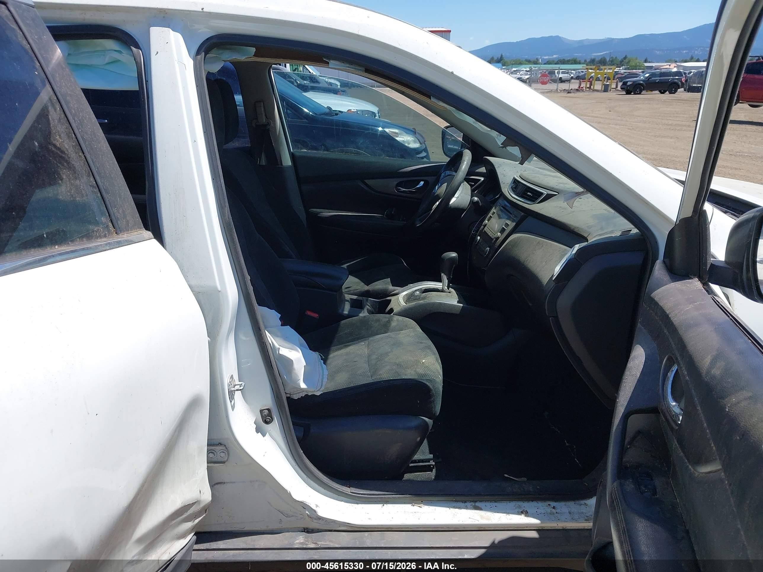2015 Nissan Rogue S/sl/sv White vin: 5N1AT2MV5FC857253