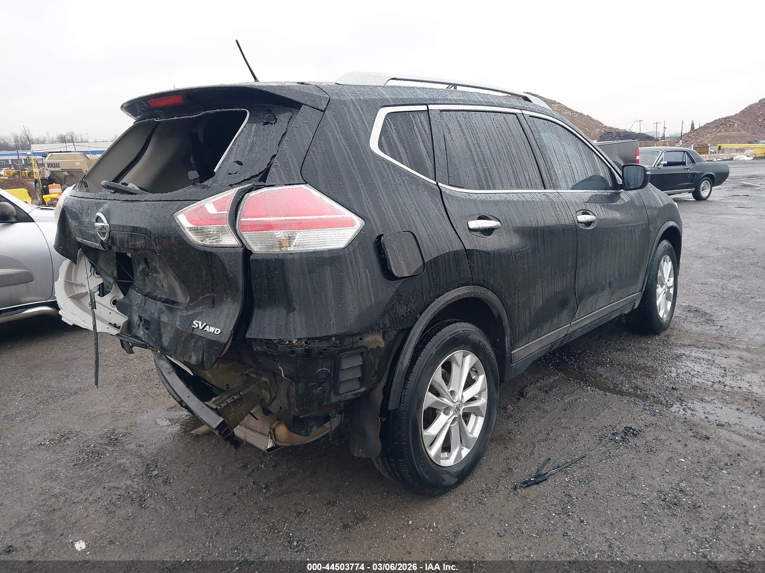 2015 Nissan Rogue Sv Black vin: 5N1AT2MV5FC915524