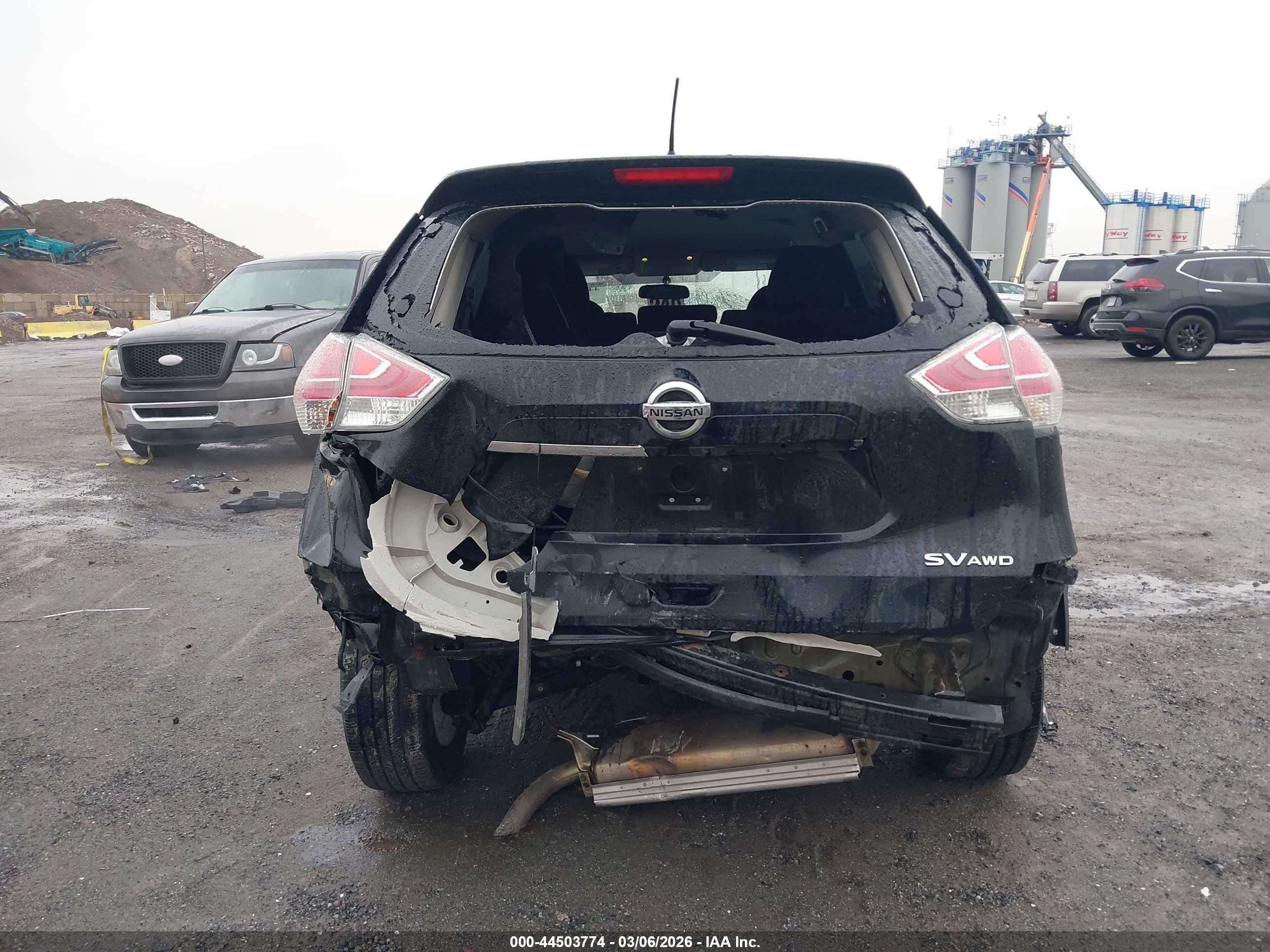 2015 Nissan Rogue Sv Black vin: 5N1AT2MV5FC915524