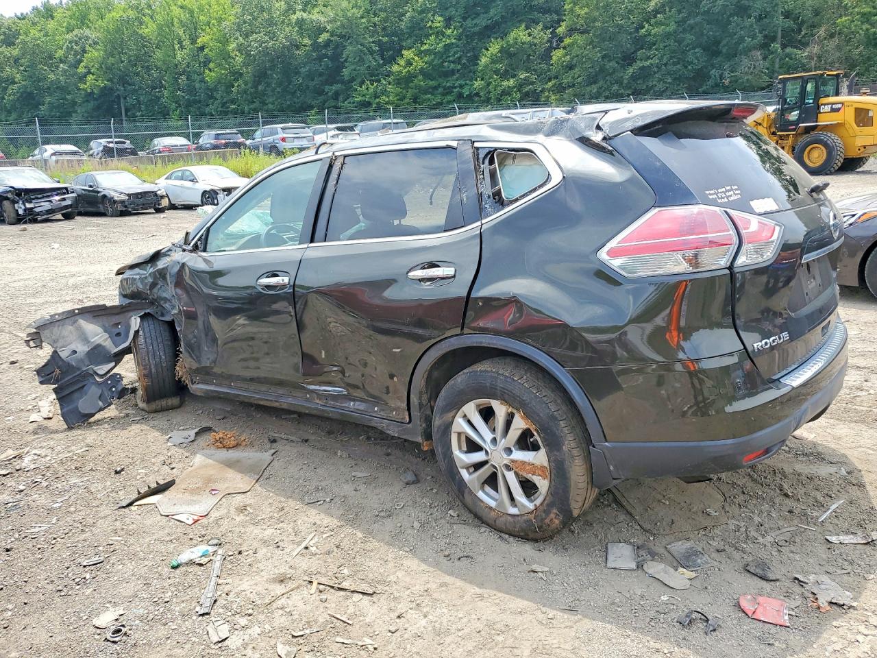 2015 Nissan Rogue Sv Green vin: 5N1AT2MV5FC925132