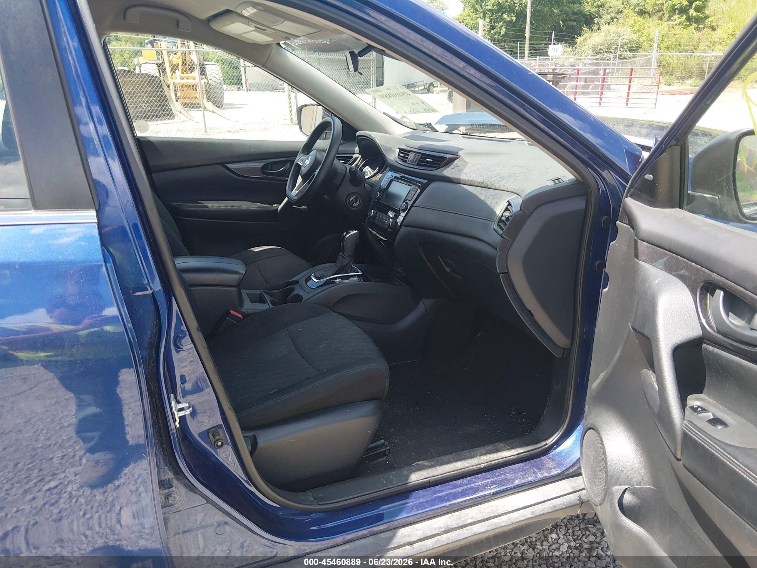 2019 Nissan Rogue S Blue vin: 5N1AT2MV5KC798683
