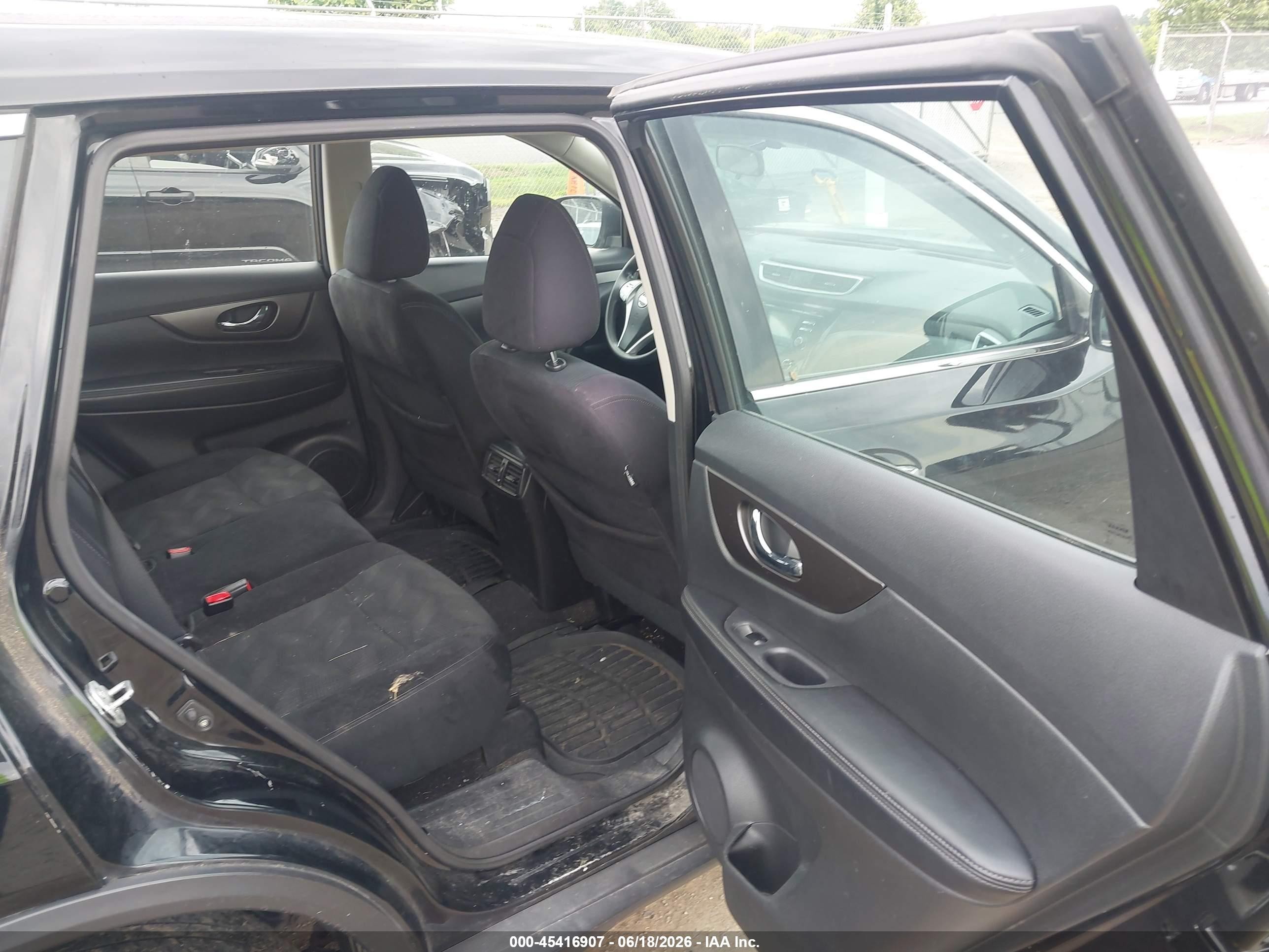 2014 Nissan Rogue S Черный vin: 5N1AT2MV6EC777412