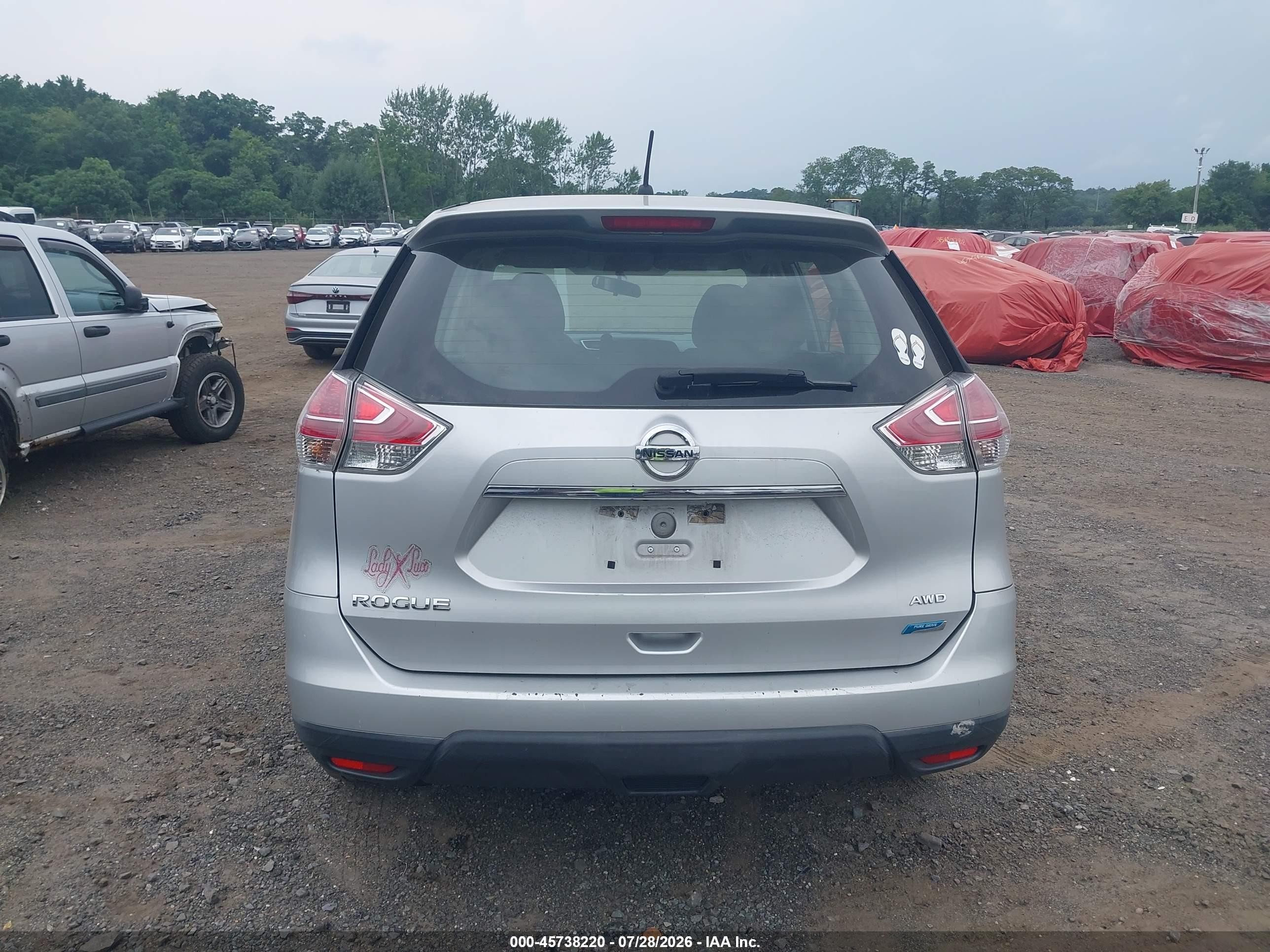 2014 Nissan Rogue S Silver vin: 5N1AT2MV6EC780004