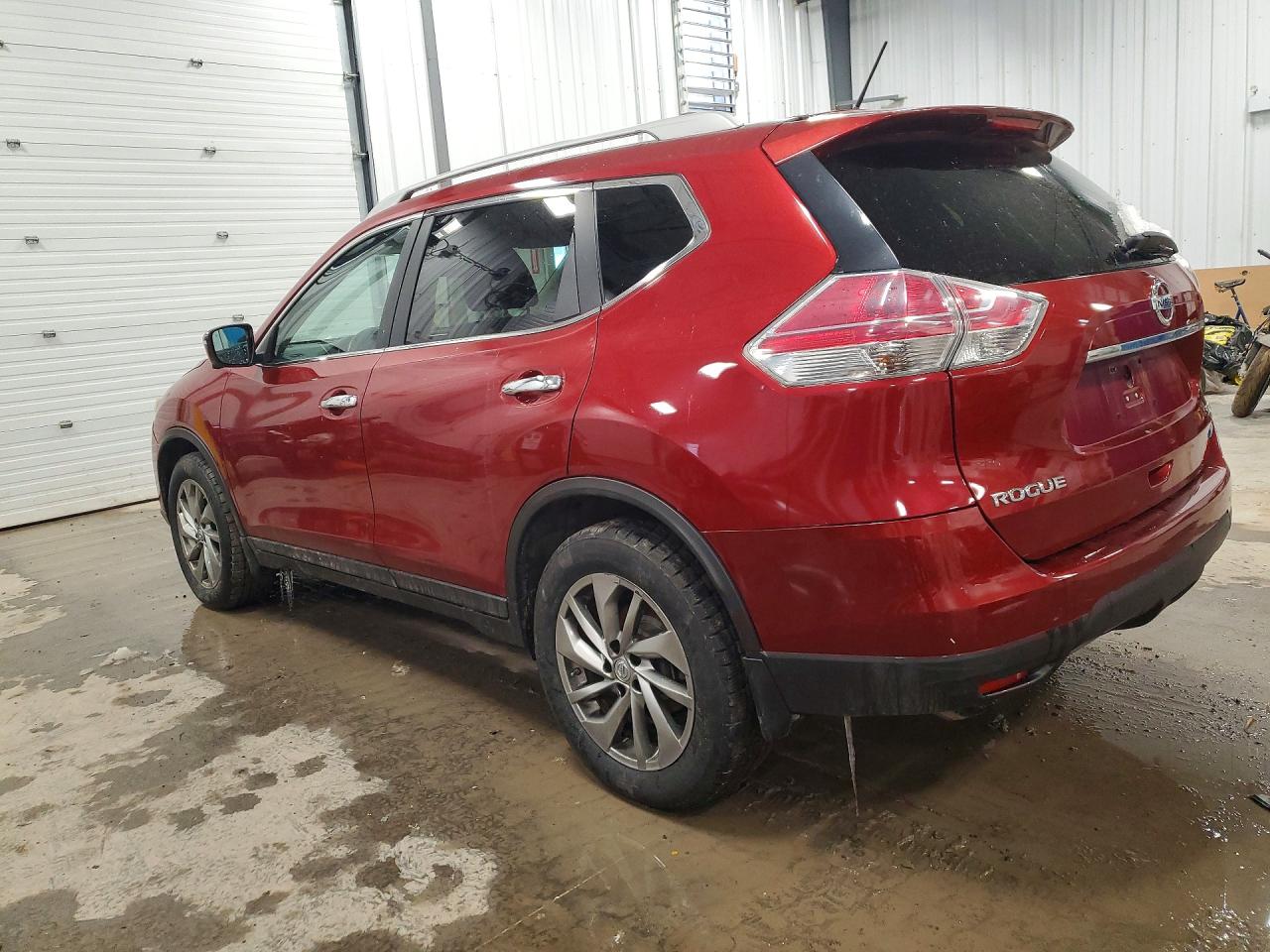 2014 Nissan Rogue S Red vin: 5N1AT2MV6EC806889
