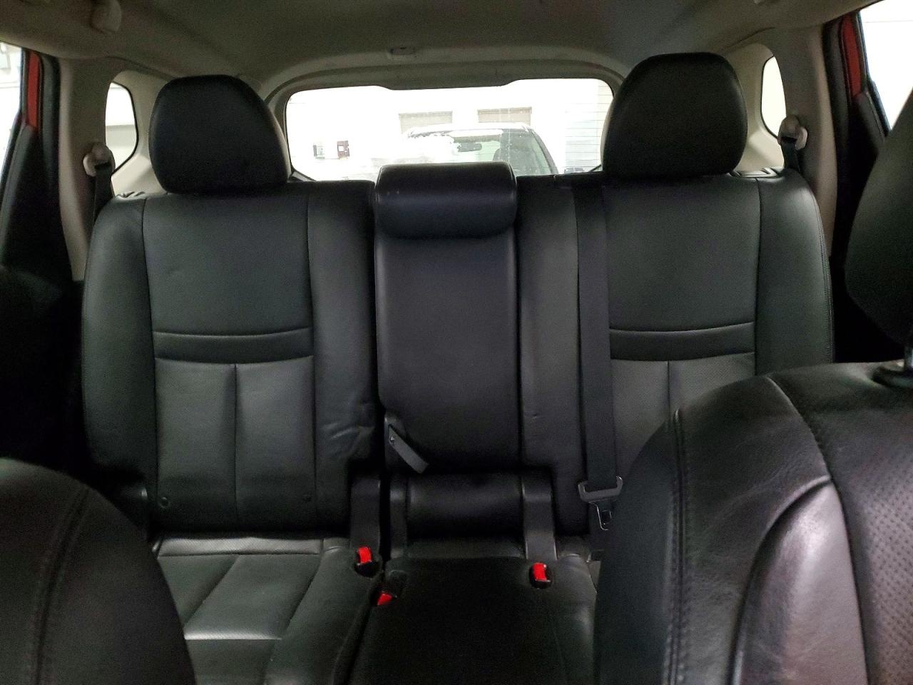 2014 Nissan Rogue S Red vin: 5N1AT2MV6EC806889