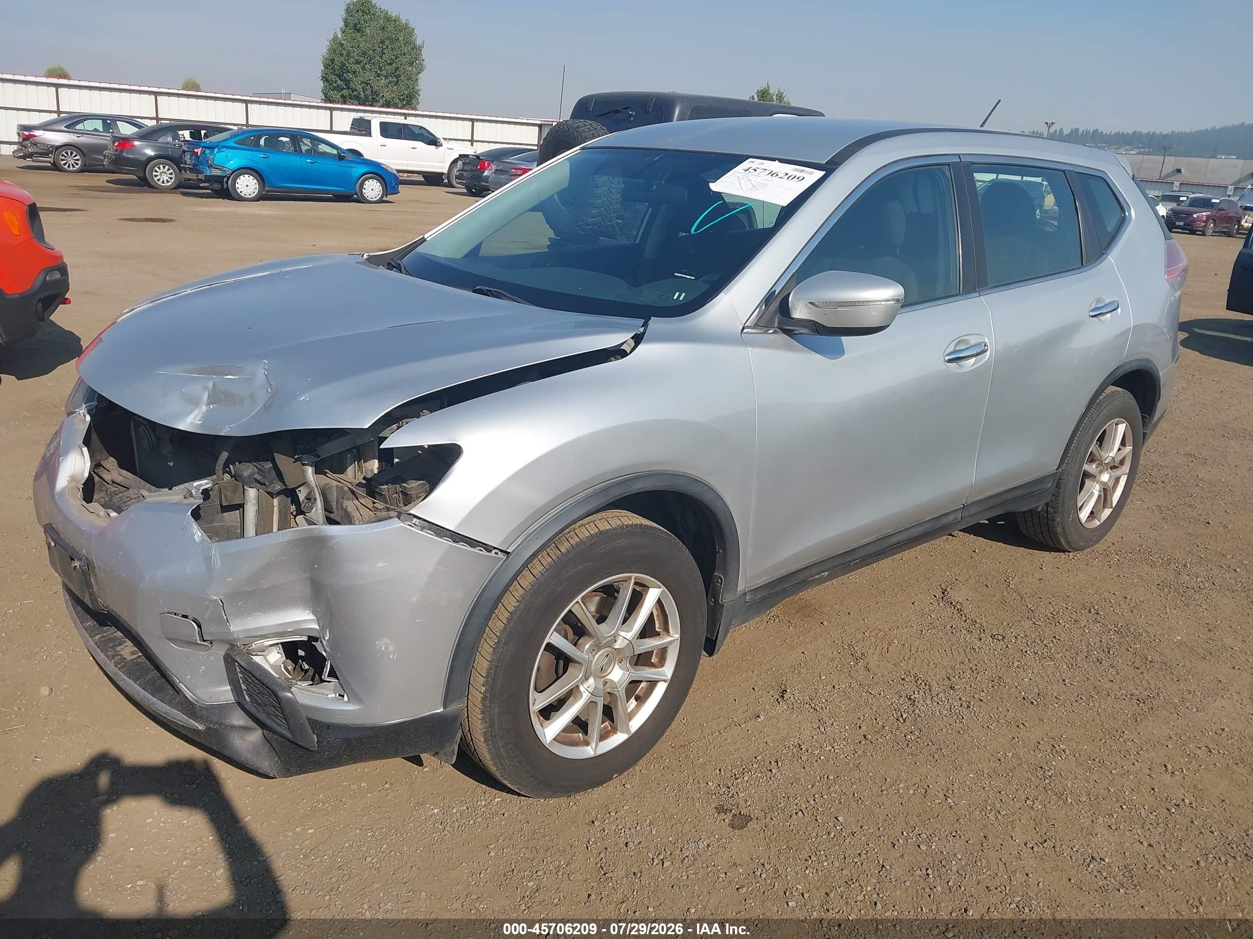 2014 Nissan Rogue S Silver vin: 5N1AT2MV6EC810070