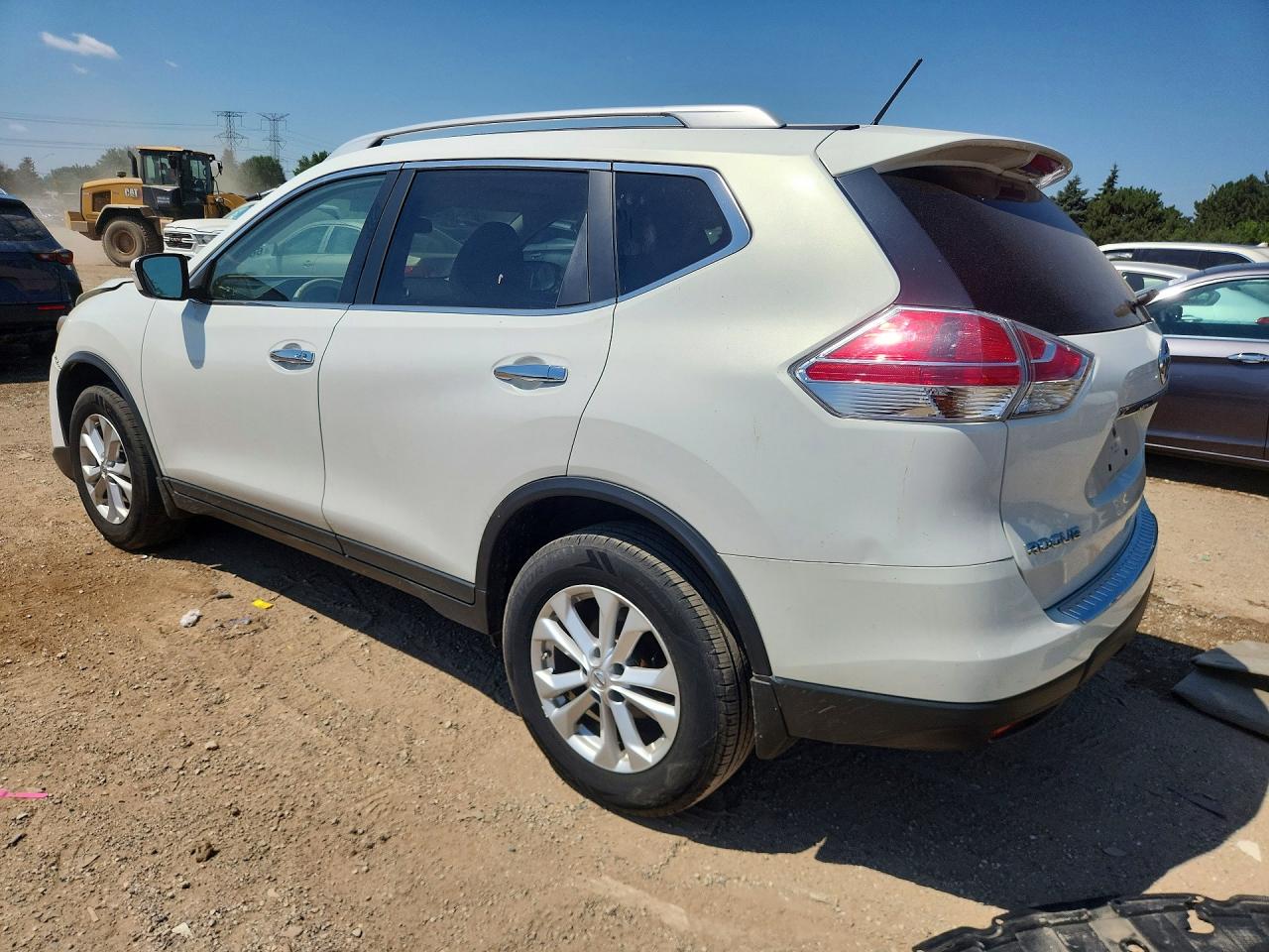 2014 Nissan Rogue Sv White vin: 5N1AT2MV6EC810585