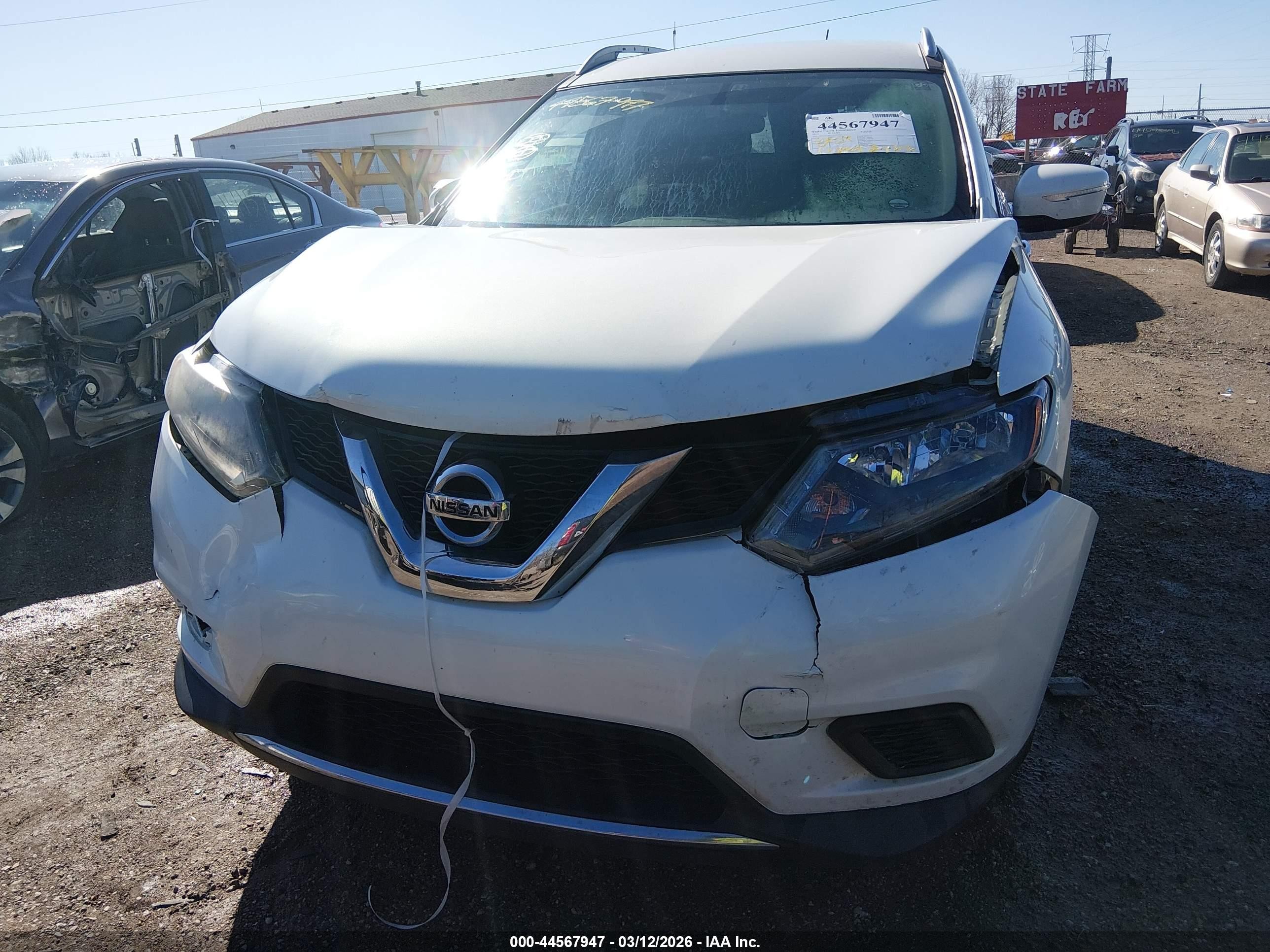 2014 Nissan Rogue Sv White vin: 5N1AT2MV6EC862931