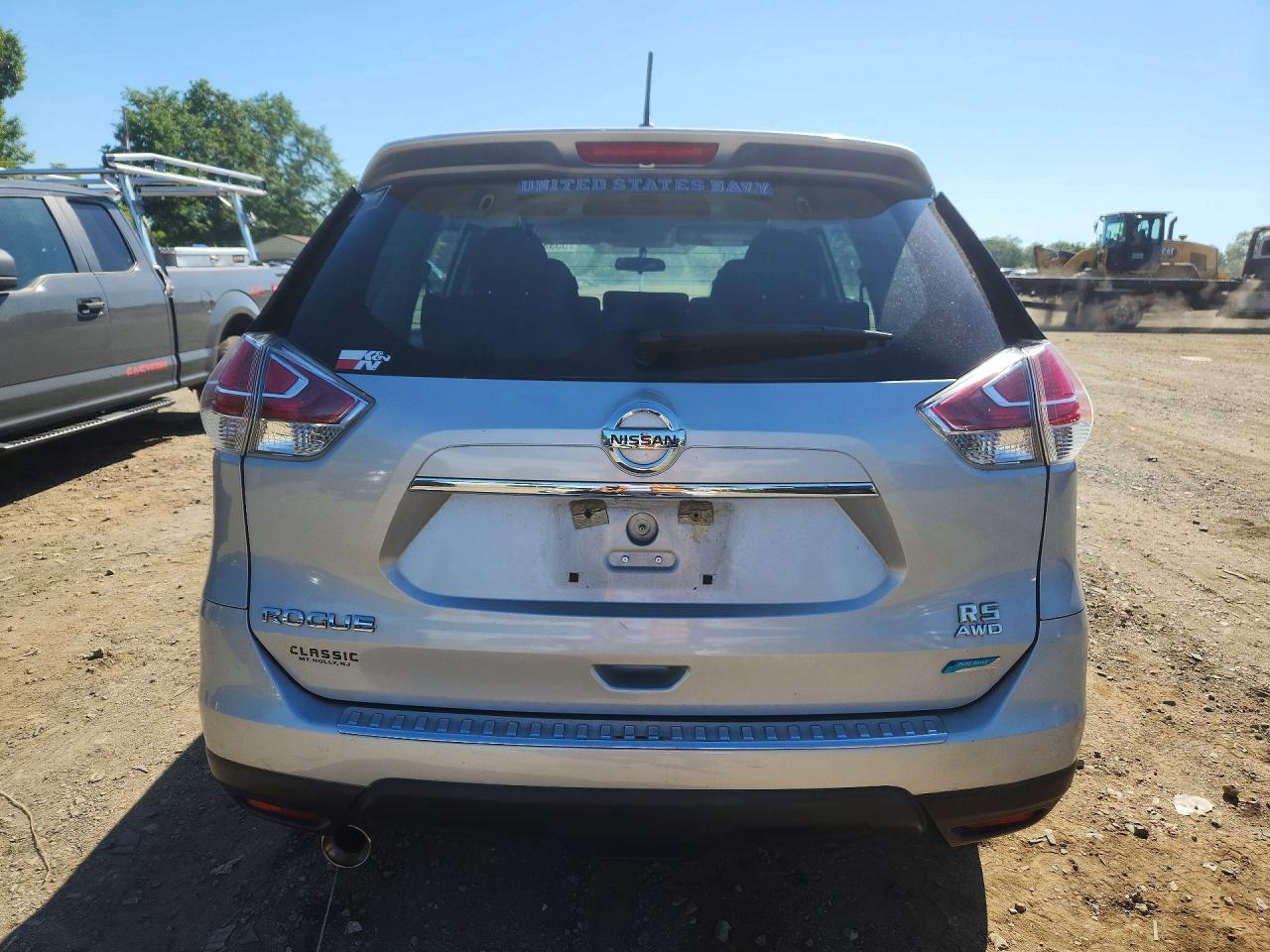 2014 Nissan Rogue S Silver vin: 5N1AT2MV6EC866400