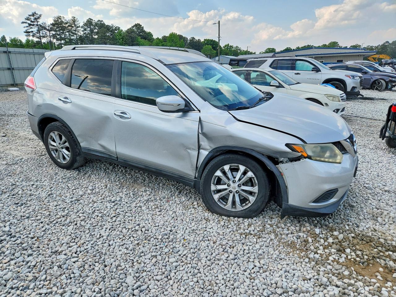 2015 Nissan Rogue Sv Silver vin: 5N1AT2MV6FC767335