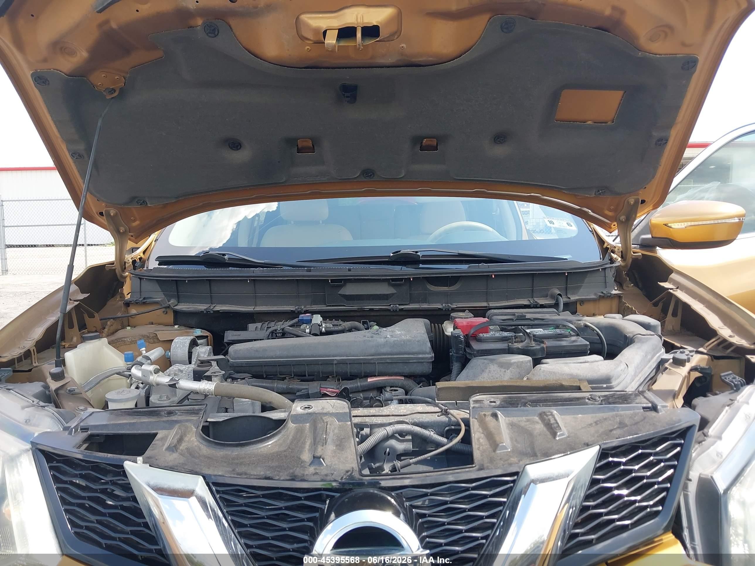2015 Nissan Rogue Sv Orange vin: 5N1AT2MV6FC771367