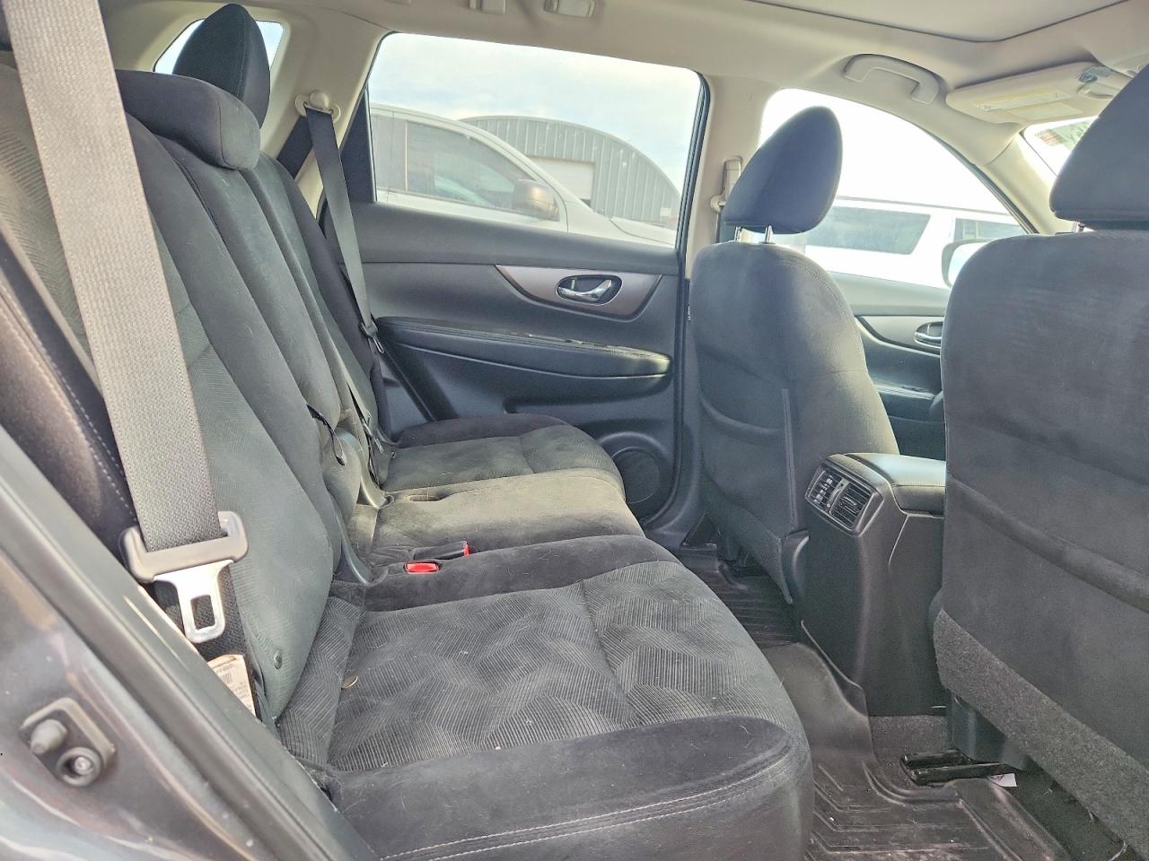 2015 Nissan Rogue Sv Серый vin: 5N1AT2MV6FC802858