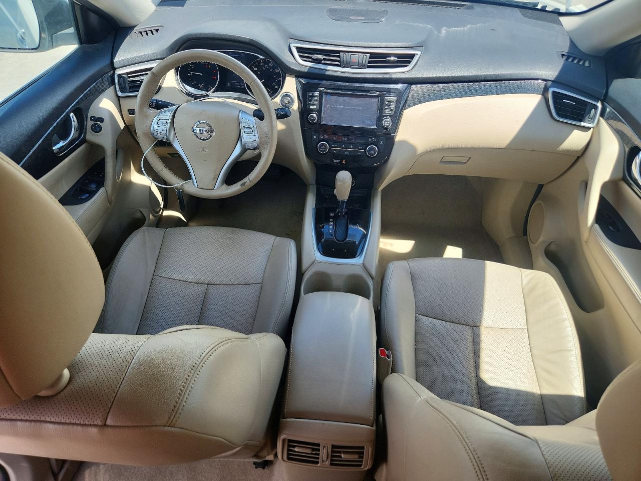 2015 Nissan Rogue S White vin: 5N1AT2MV6FC816680