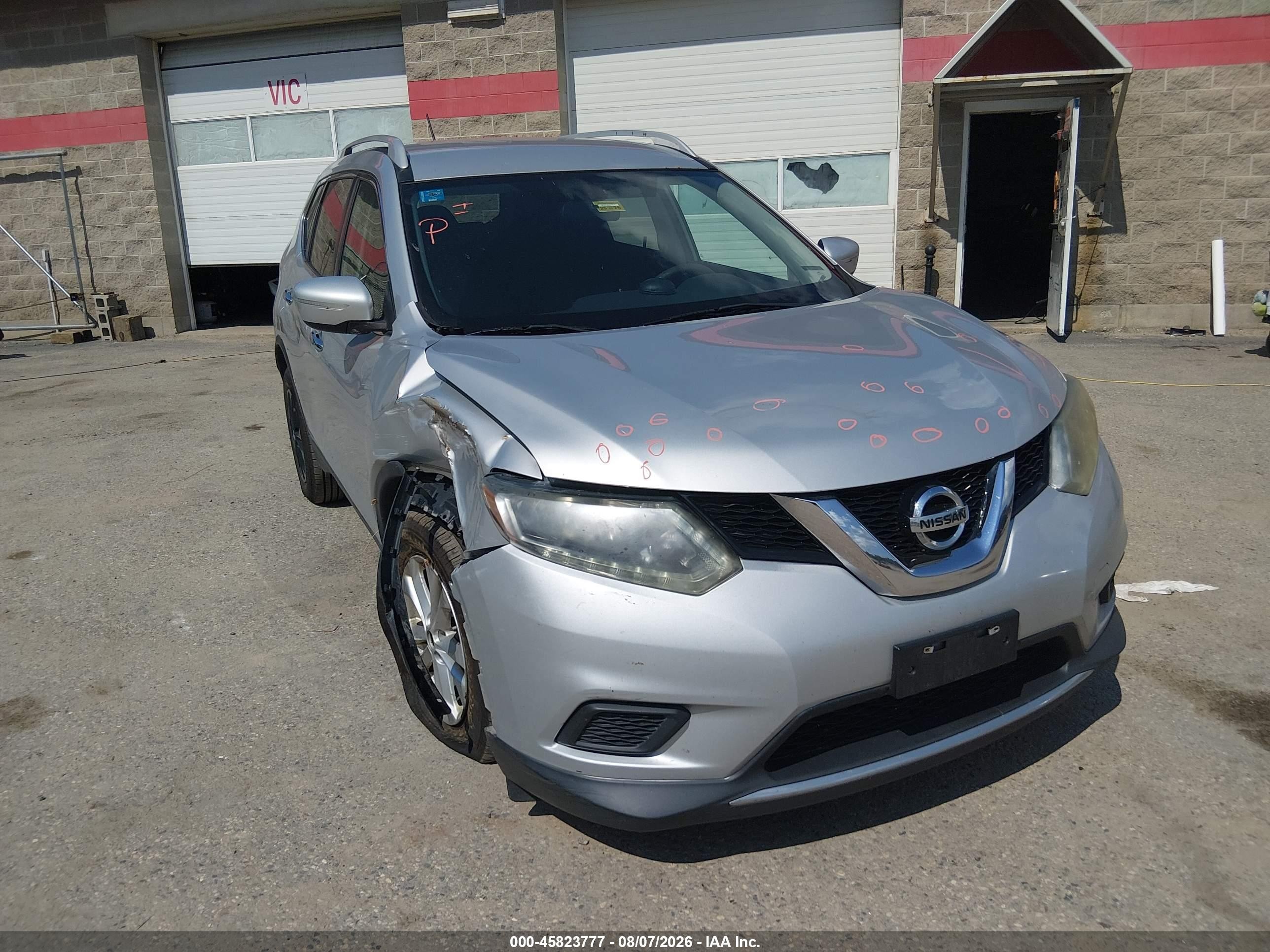 2015 Nissan Rogue Sv Серебряный vin: 5N1AT2MV6FC818056